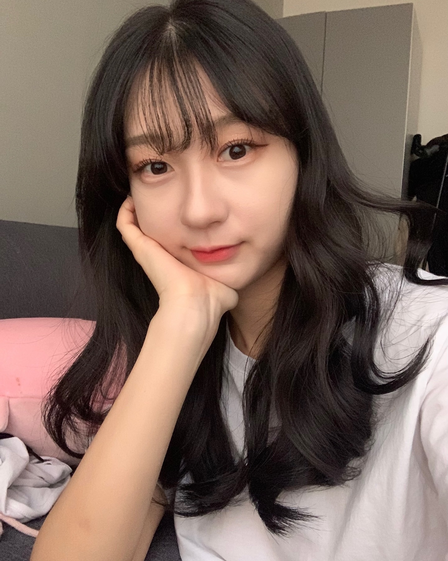 오늘은 하루종일 집에서 뒹굴거리다가 맛있는거 시켜먹고
준비하고 있는 프로젝트 자료 점검하면서 하루 마무리 💕 
다들 굿밤되세요