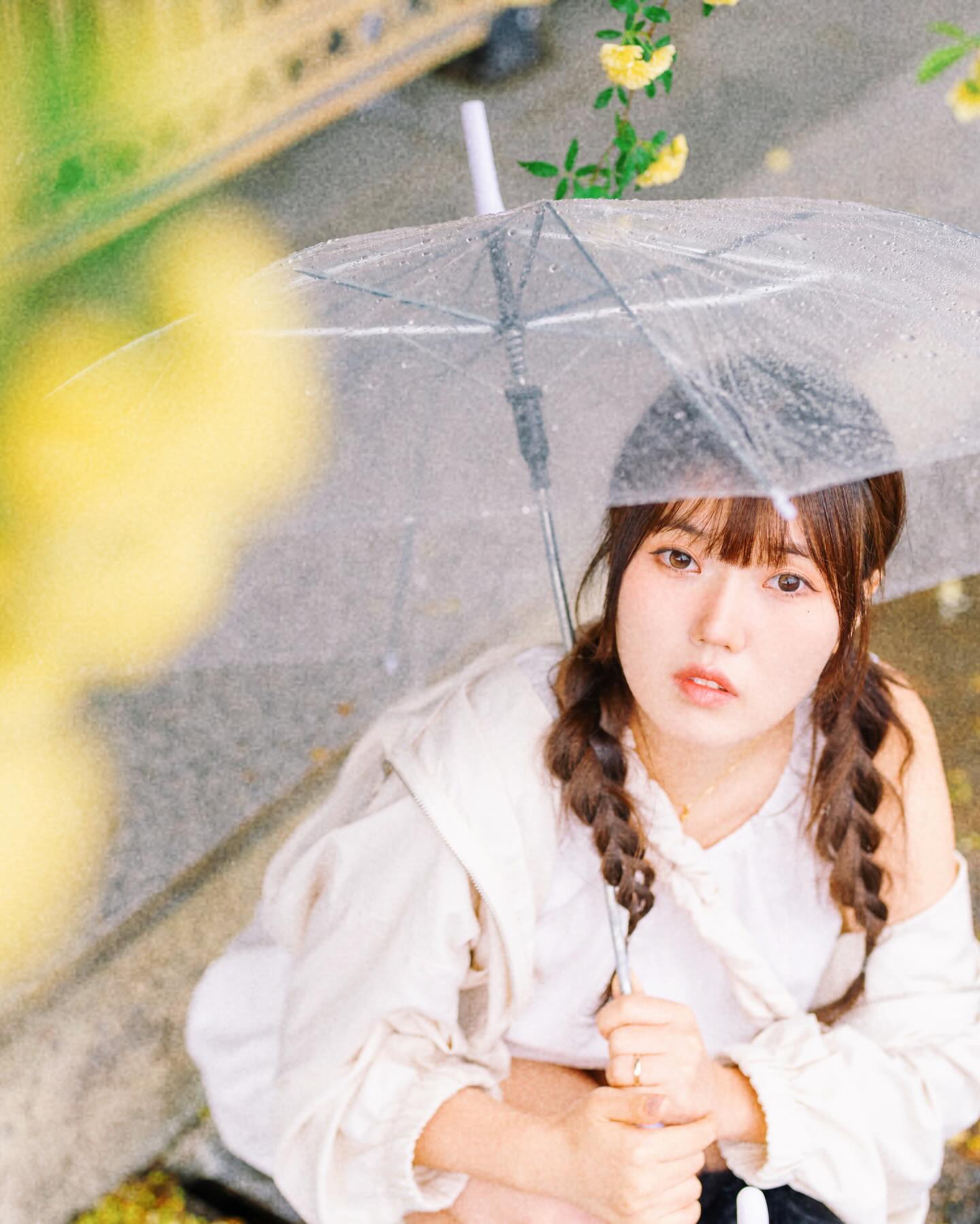 비 맞는건 별로 안좋아하지만
비오는날 분위기는 너무 좋아🌼

P. yuls_nap 
M. yurimingming

#창원#목향장미#가고파갤러리#일반인모델#헤어모델#개인작업#페이촬영#출사#촬영문의#광고문의#협찬문의#디엠#DM#스냅촬영#야외촬영#우중촬영#장마룩#ootd#장마코디