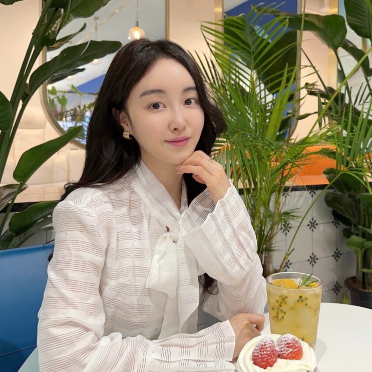 하트시그널 시즌4 지영 착용 옷 마리끌레르 블라우스 하객룩으로 딱이야
