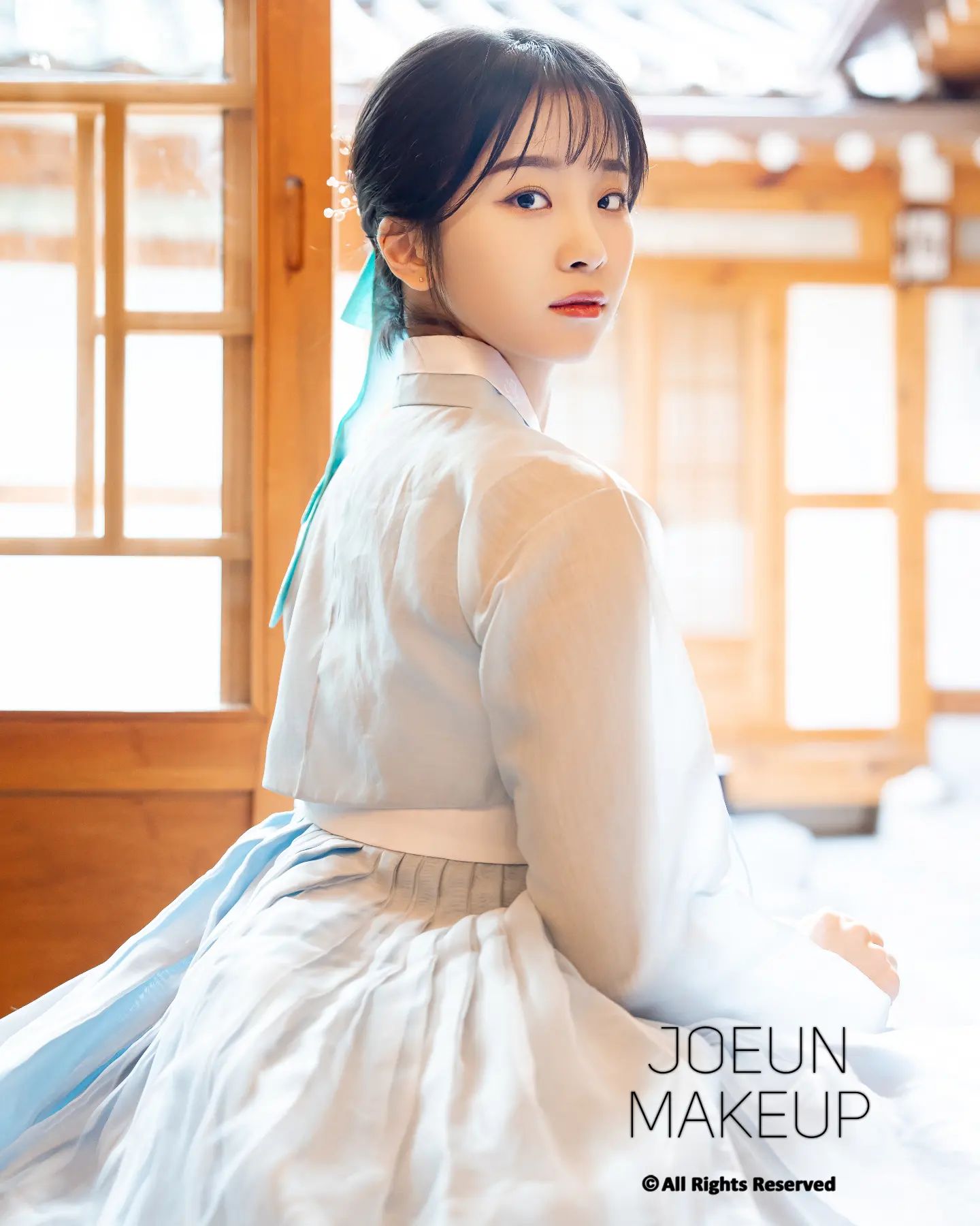분위기와 햇빛 🌞  바람까지도 
너무 좋았던 한복촬영 ❤️ 날씨요정이 있었나요 ☺️ 

#한복스냅촬영 #한복메이크업 #동작메이크업 #조은메이크업