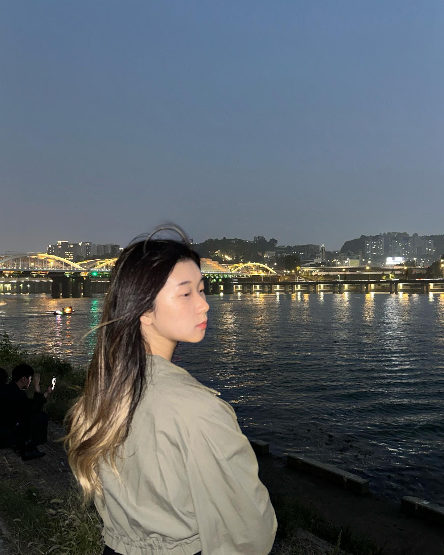 멍 . . .

#노들섬