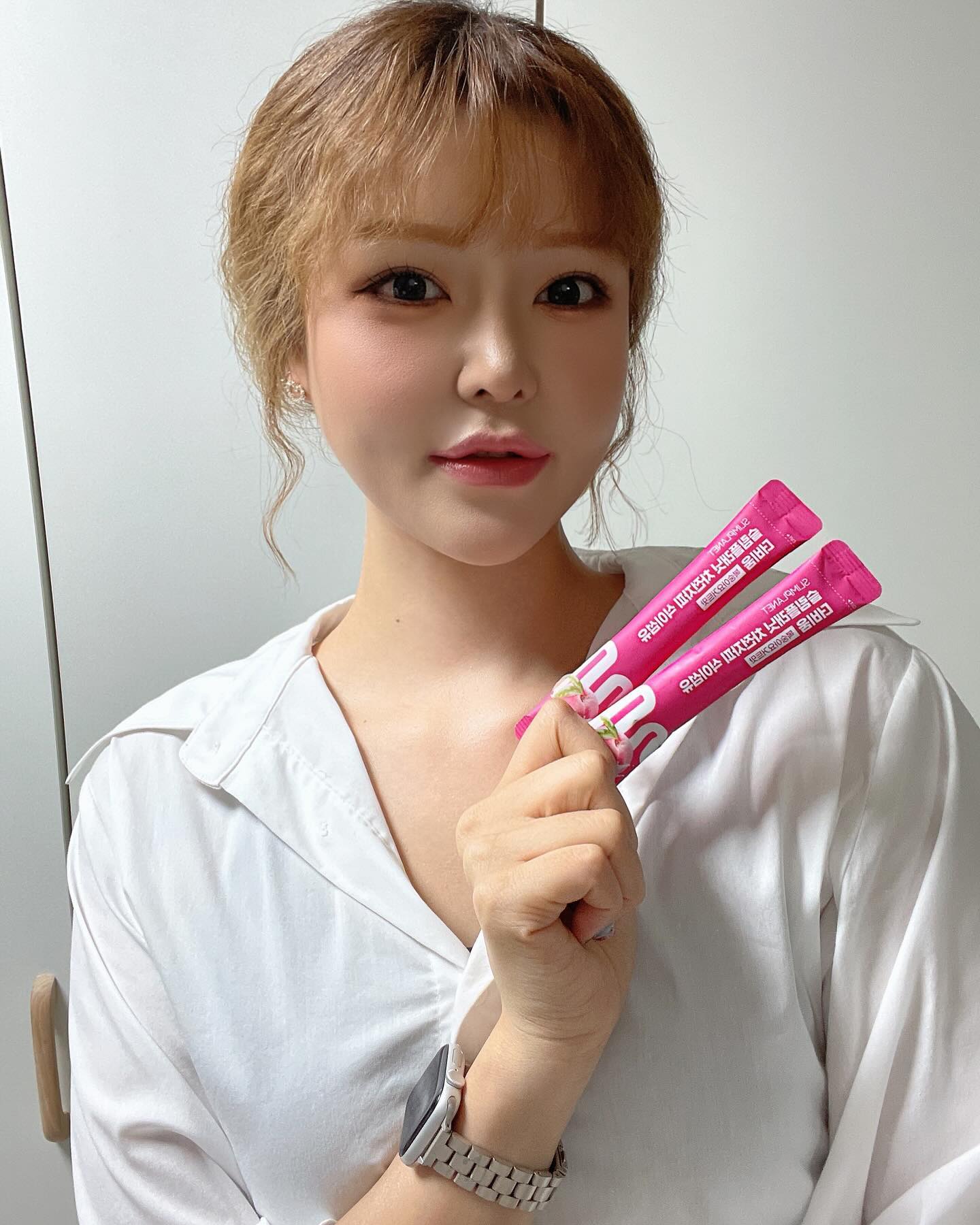 #광고
시중 원료 대비 2배, 최대 80배 압도적인 팽창력의 고품질 프리미엄 차전자피예요:)
20곡 곡물 소화 효소와 파인애플 추출 분말로 위장에서부터 음식물의 분해와 흡수를 도와주고 푸룬, 프락토올리고당, 유산균등의 식이섬유로 배변 활동에도 도움을 주는 제품이에요!
차전자피 특유의 텁텁한 맛을 뺀! 달콤한 복숭아 요거트 맛으로 맛있게 섭취 가능하고, 고운 입자로 목 넘김이 편해요◡̈ 
https://www.theslimplanet.com/goods/goods_view.php?goodsNo=1000000166
#식이섬유효능 #소화효소추천 #차전자피분말 #슬림플래닛더비움 #디너의여왕 #슬림플래닛