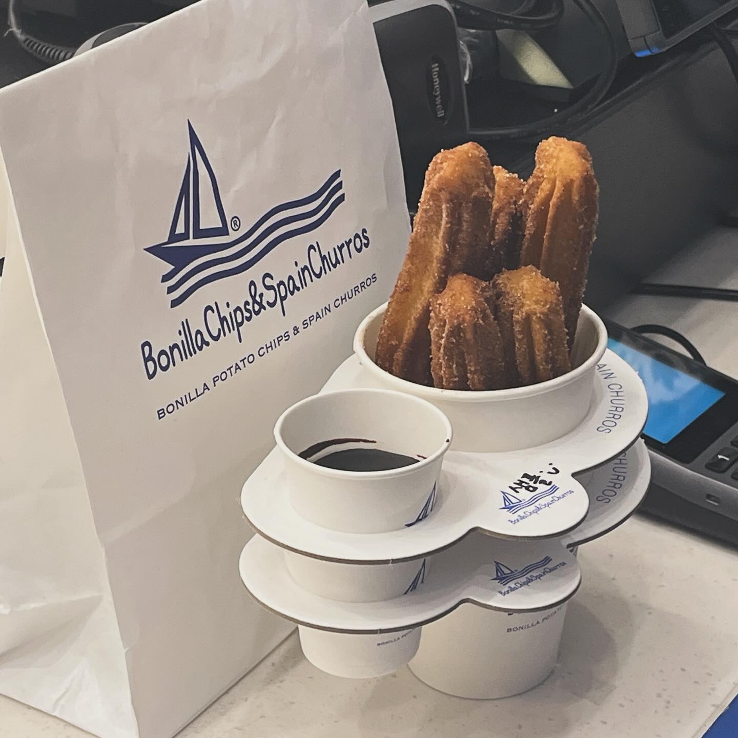 #보닐라츄러스 #보닐라츄러스잠실 #맛있다 #보닐라 #보닐라감자칩