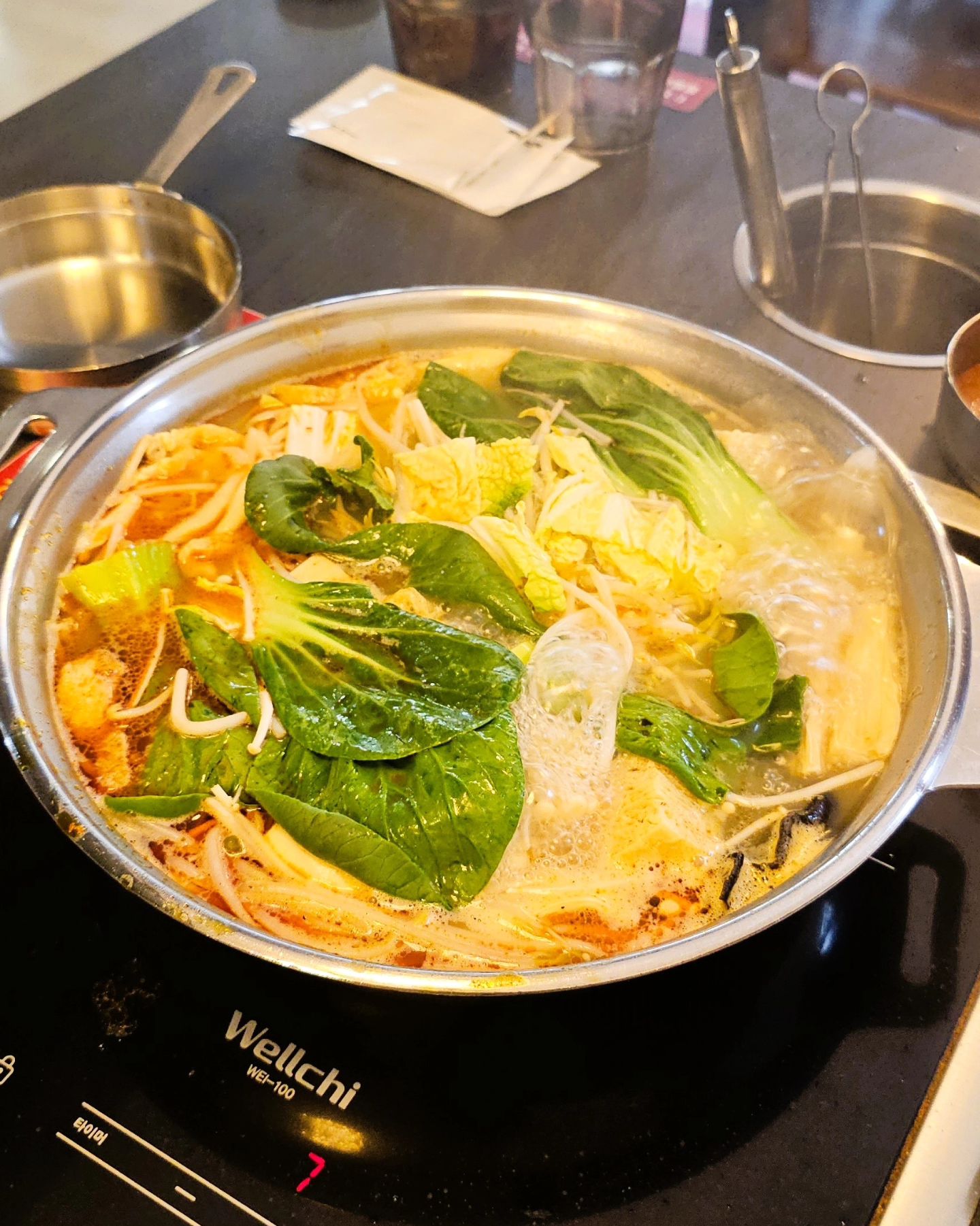 함께 먹으면 더 맛있는 한끼플러스에 다녀왔어요✨️

떡볶&마라탕&샤브샤브&부대찌개 100여가지 
재료 무한리필 셀프 쿠킹 즐기기 좋은곳!

취향대로 만들어 먹을 수 있고 재료도 많아서 
가성비 최고예요😆

직장인들의 인기 점심 단체 식사 장소로도 핫해
항상 손님 많은곳!!

떡볶이 좋아하시면 한번 들러보세요😆

평일 성인&학생 모두
런치(11:00~17:00) 8,900원
디너(17:00~20:30) 9,500원

▪️한끼플러스
▪️대구 중구 동성로 37-1 2층
▪️0507-1441-5457

이 포스팅은 브랜드로부터 상품을 제공받아 작성된 솔직한 후기입니다

#대구동성로떡볶이 #대구즉석떡볶이 #대구떡볶이맛집 #대구무한리필 #한끼플러스 #가맹모집