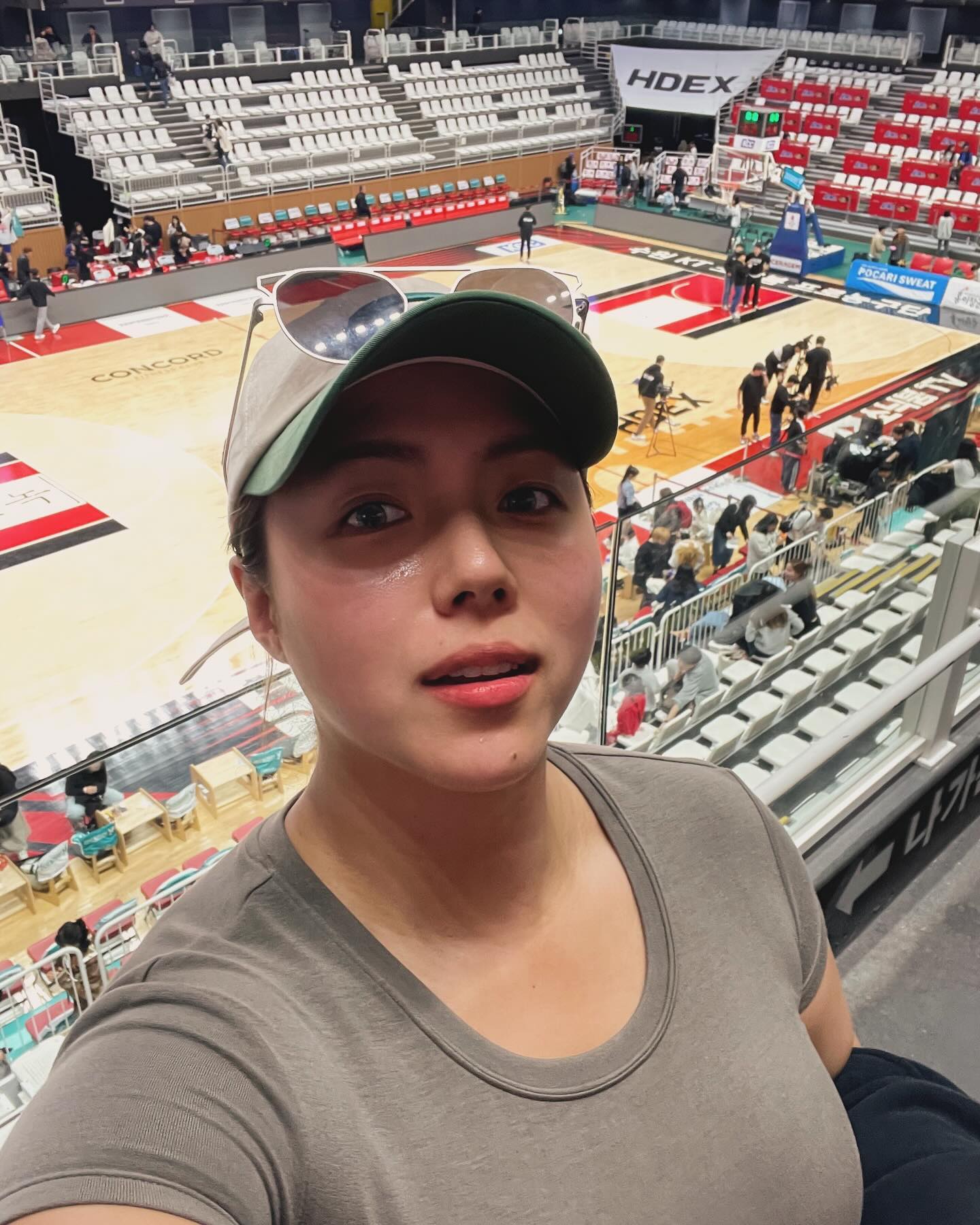 🏀
첫 농구 직관
땀 나도록 응원함
.
🔥🔥🔥