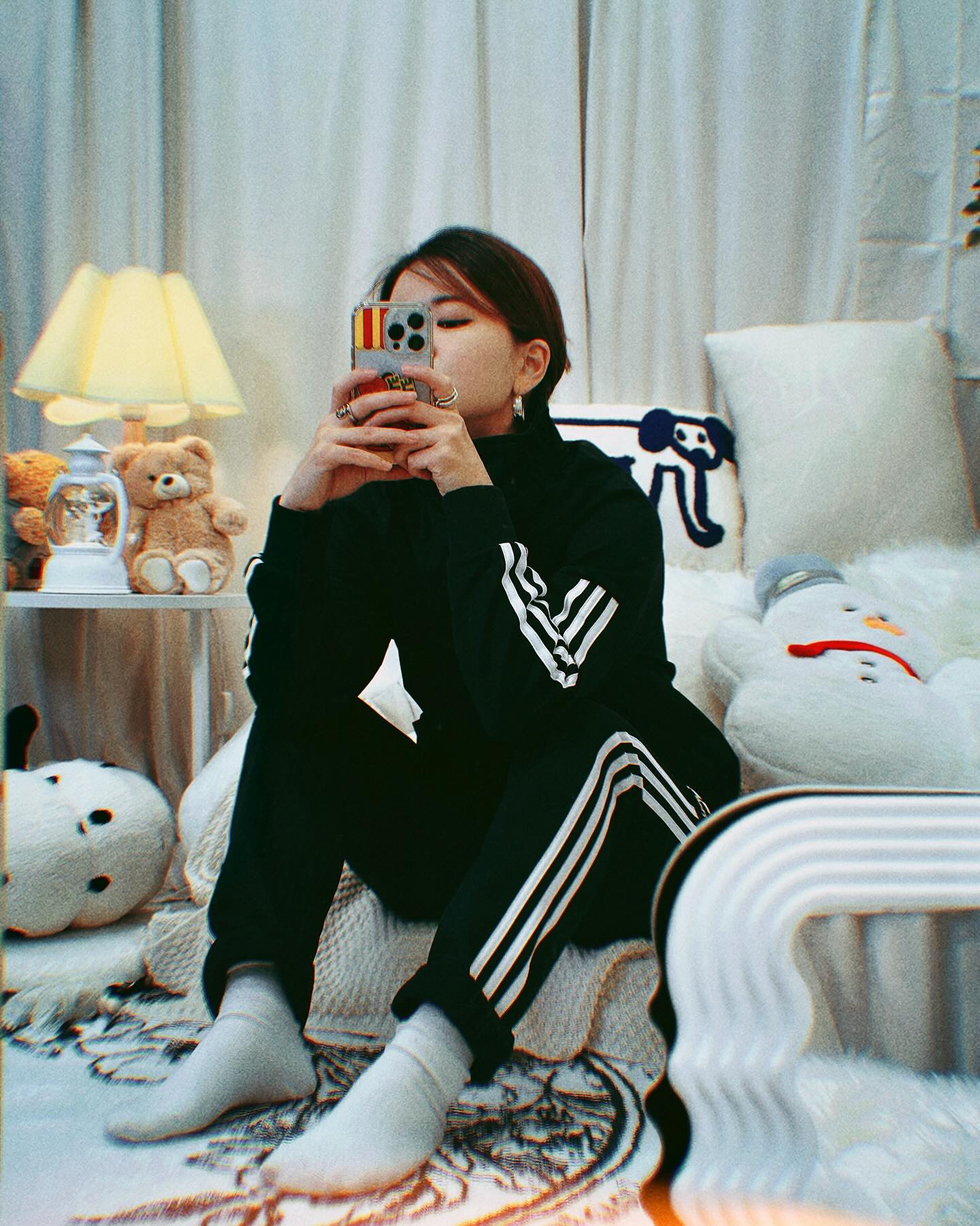 크리스마스 연휴가 시작되었어요:)
저는 집콕 예약 했답니당 힛
연말에는 역시 집에서 영화보는게 최고 ☃️
이불 밖은 위.험.해!🥶
모두 메리크리스마스에요🫶

#연말집콕 #집콕 #나홀로집에 #연말 #겨울 #크리스마스