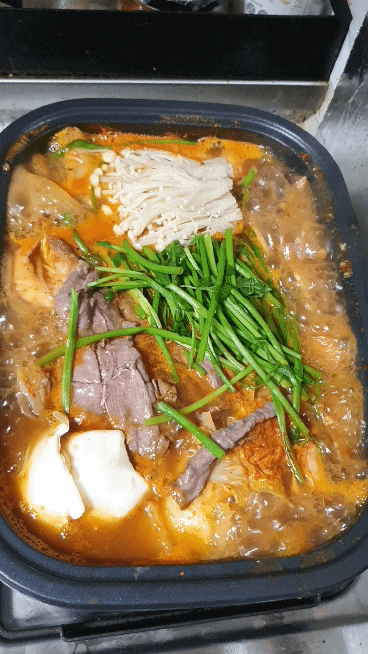 얼큰 샤브 칼국수,새벽 배송되는 큰손 샤브샤브 밀키트 캠핑용으로 추천해요 ♥