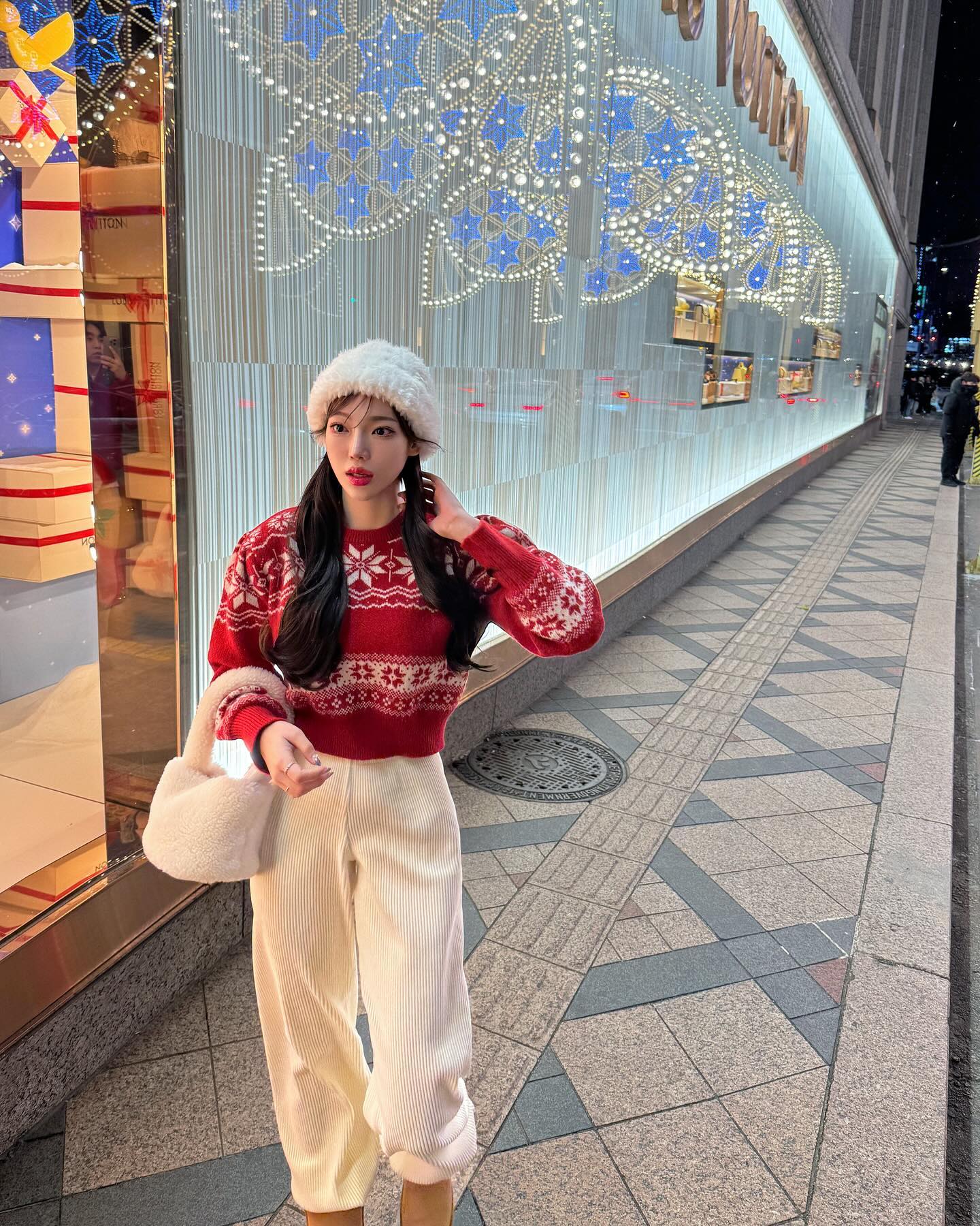 미리 메리 크리스마스🎄

#크리스마스코디 #신세계백화점본점 #호텔나루서울엠갤러리 #호캉스추천
