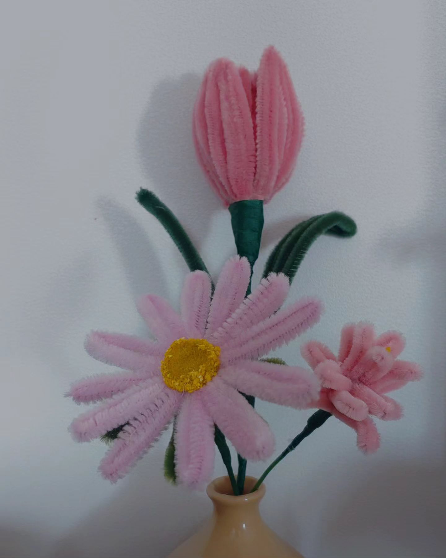 사부작사부작🌼

#핑크모루꽃 #사부작사부작 #모루꽃 #모루꽃다발