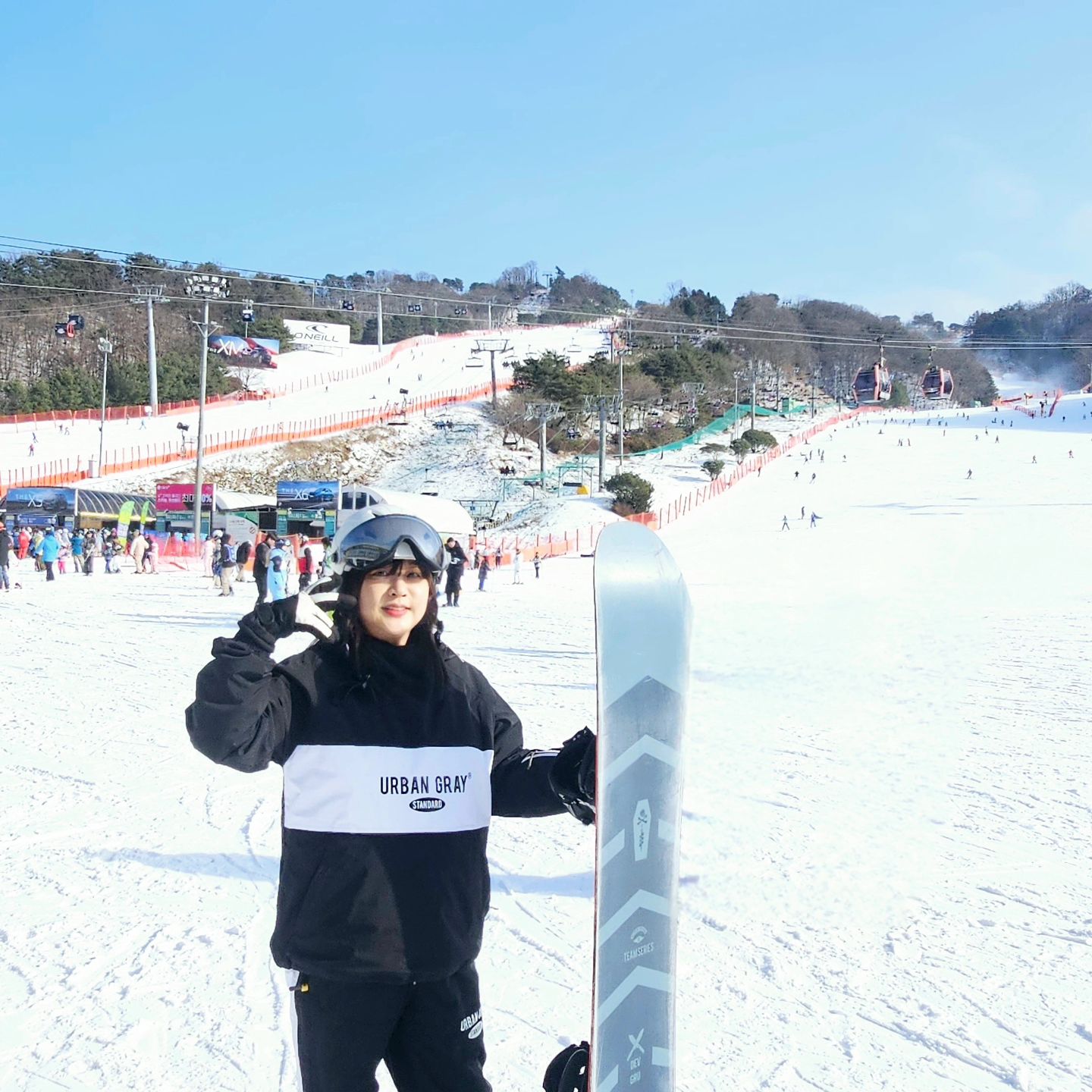 🎿
추워도 겨울을 즐겁게 즐기기위해
스키장을 찾듯...
귀찮고 하기 싫은 일도 피하지 않고
즐기는 시간 자주 만들려고해요

⌛
새해다짐으로 즐기며 살겠다고
귀차니즘 버리겠다고 하고선
즐기지 못하고 귀찮아하며 뒹굴뒹굴
벌써 8일째...
#화이팅하자‼️

#작심삼일
#신년계획
#화이팅하자
#즐기자💕 
#비발디파크스키장
#스키스타그램
#여행인플루언서
#일상그램