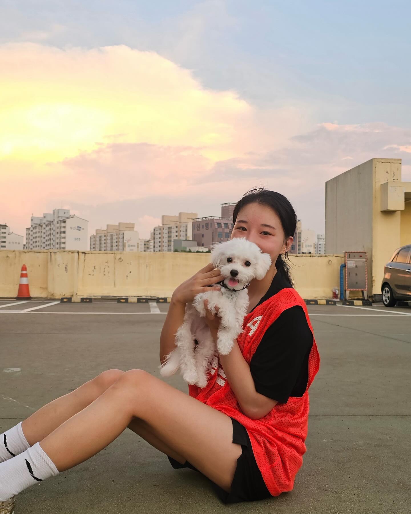 운동하러왔다가 솜뭉치랑 🐶📷
영란언니 픽쳐🩶