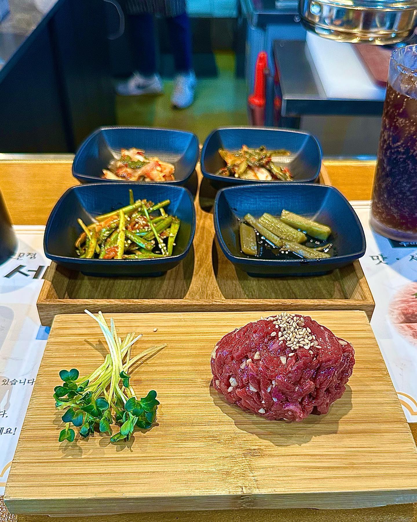 진짜 너무 맛있엇다..
특별한날이 아니더라도 가끔씩 오고 싶은 그런 맛집
그때그때 바로 썰어서 구워주셔서 신선하게 먹을수 있었다
.
.
.
.
.
.
.
.
.
.
.
.
.
.
.
.
.
.
.
.
.
.
.
.
.
.
#우마카세#소고기#육회#햄버거#수원맛집#데이트#먹스타#맛스타#먹스타그램#맛스타그램#맛집#권선구맛집#수원데이트#맛집탐방#저녁 #일상#일상스타그램#데이트코스#좋아요 #food#foodstagram #맛집추천#음식#일상