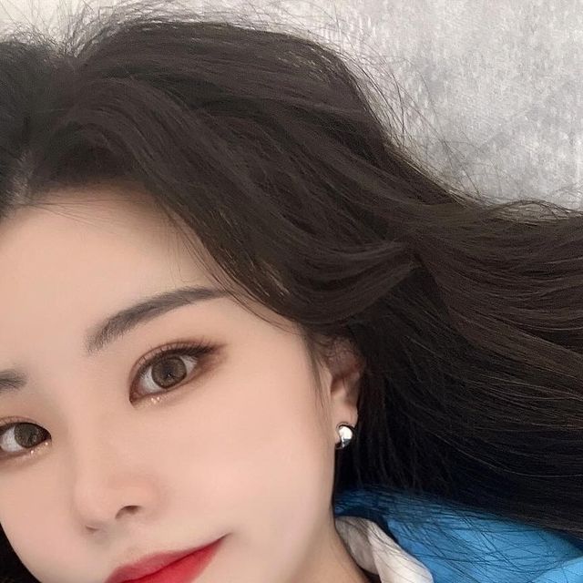 옐미 on Instagram: "#광고 여러분 한 시간 편안하게 자고 일어났더니 애플힙이 된다면 믿으시겠어요?🍎🍏 오늘은 특별한 시술 정보 공유드려요! 최근 한의원에서 힙 전체 확대 시술 협찬받아