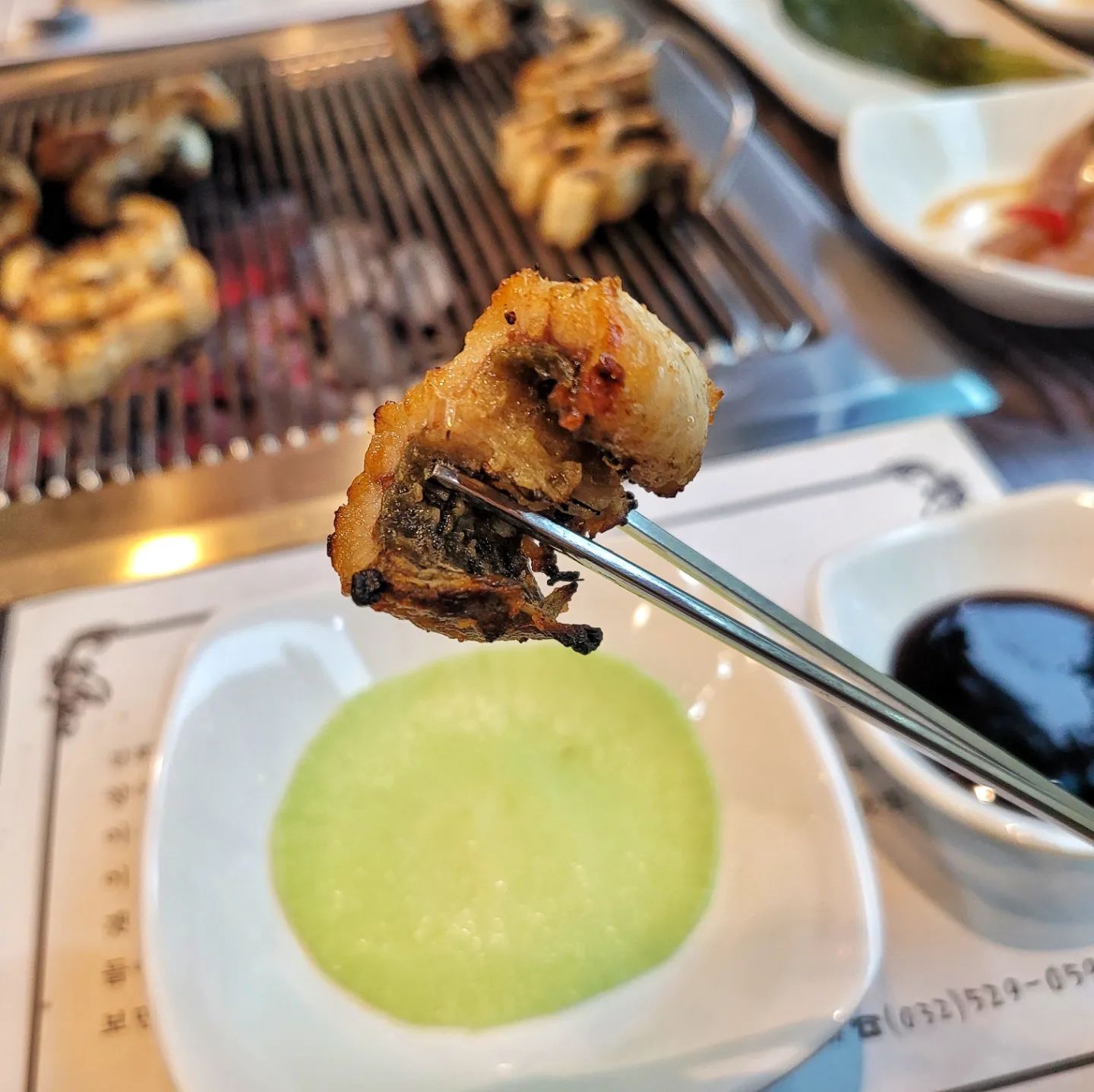 장어구이는 오랜만에 먹었는데 맛있었어요. 겨울철에 기력 회복을 위해 드셔보는건 어떠신가요?
장어의 효능 : 눈건강, 기력회복, 성기능 강화, 위건강, 혈관 건강 (출처: 류애의 건강정보 네이버포스트)

🏷 삼산장어마을
🧭 인천 부평구 체육관로 14 2층 삼산장어마을

#제공