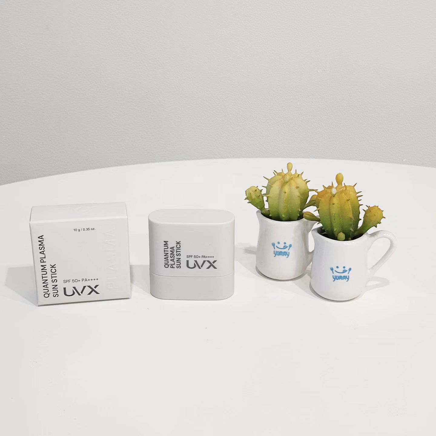 #협찬 uvx_suncare #플라즈마선스틱 #UVX
아웃도어 필수템 AIRISM 플라즈마 선스틱!!!
자외선과 근적외선을 동시에 완벽 차단해 주는 제품으로 산뜻함은 물론 뽀송함을 동시에 느낄 수 있어요
골프 캠핑 등 야외활동에 적합한 선스틱으로 추천하고 싶어요!!!
#08L #선스틱 #남자친구선물 #선케어 #뷰티 #운동 #여행 #남자썬크림 #일상 #푸드 #휴대용선크림 #레저용선크림 #신상품나왔을땐