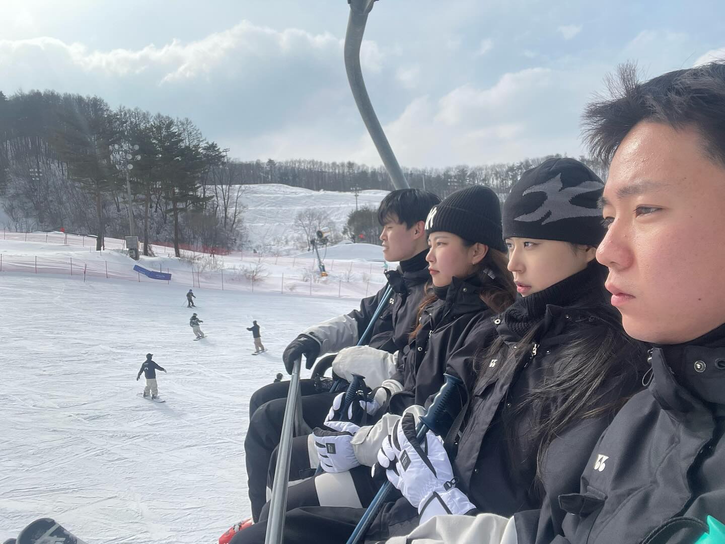 엄근진