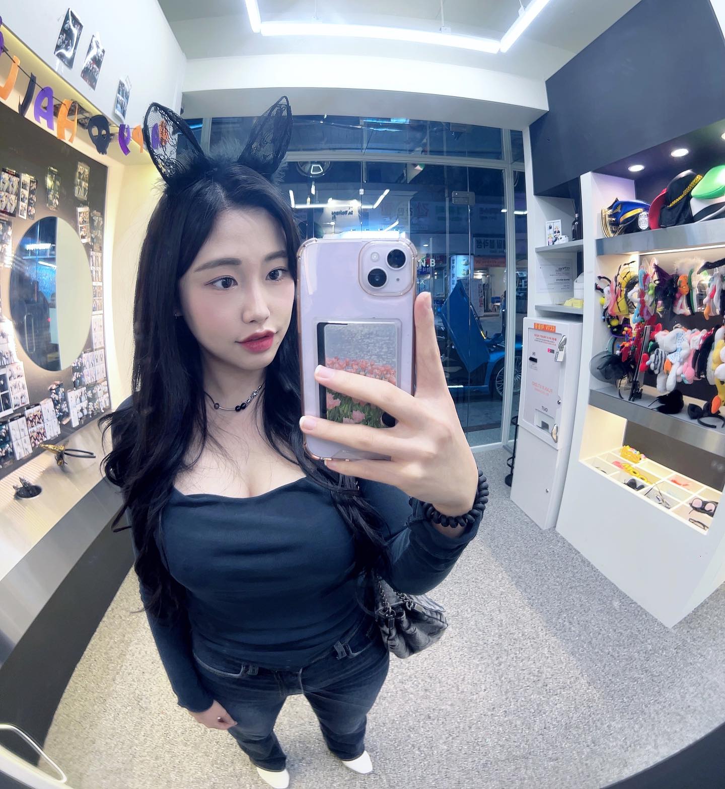 안깝쳐야겠다

#숙취 #요랬는데요래됐습니당 #시험끝나고 #한잔 아니고 #두병 #술찌 #다시금주 #렉돌고양이 #은꾸사랑