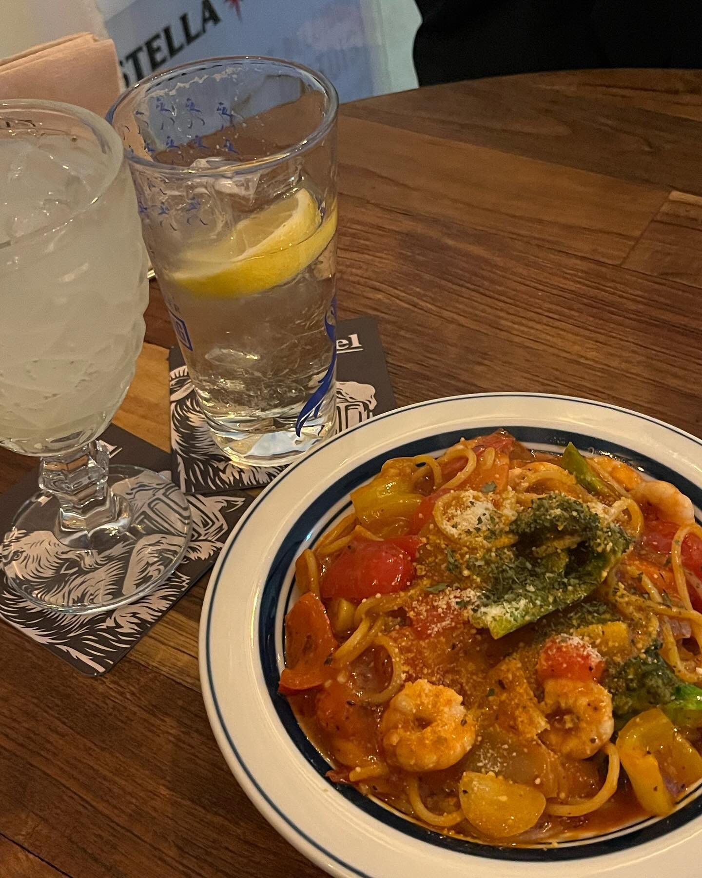 🍹PORTABLE LOFT
동탄역 근처에 2차로 가볍게 맥주나 하이볼 한잔 하기 좋은 곳이에요 맥주, 하이볼 종류도 많고 분위기맛집이에요 👍🫢 

🍹PORTABLE LOFT
주소 : 경기 화성시 동탄대로 469-12 1층 1045호

#동탄역술집#동탄술집#오산동술집#동탄역데이트#동탄파스타맛집#동탄감성술집#감바스맛집#화성가볼만한곳#포터블로프트#포터블로프트동탄#PORTABLELOFT