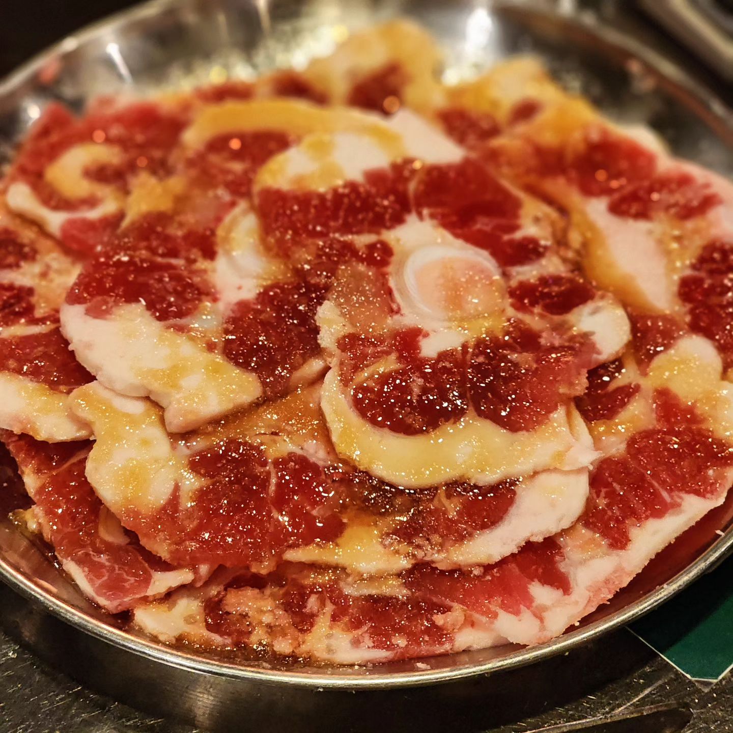 #소장각 #부산서면맛집

30분 대기하고 먹었지만 진짜 맛있어서 만족
서비스로 주는 소고기무국이 미쳤다
고기 5인분, 비빔밥, 라면까지 클리어🐖
