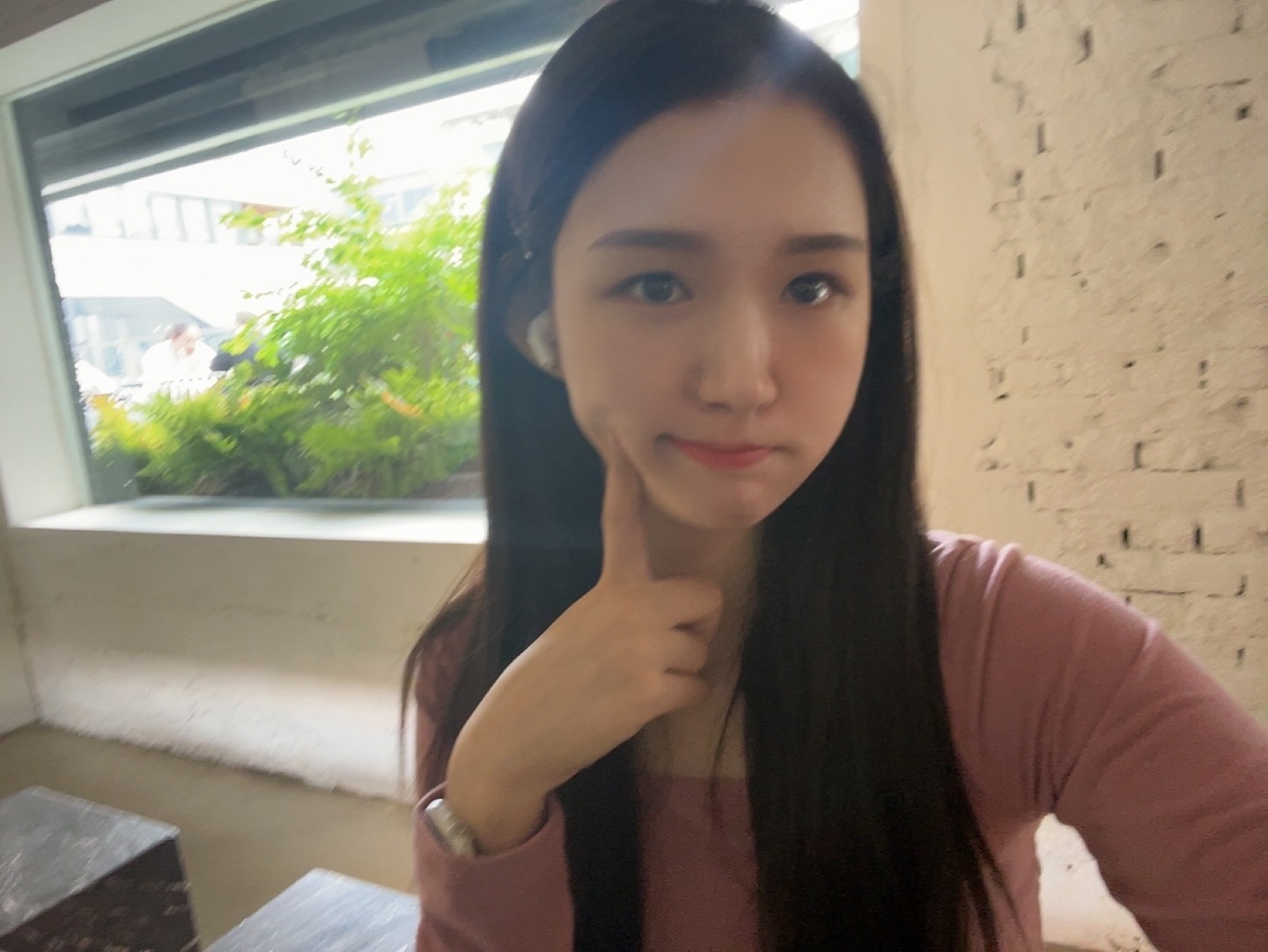 앞머리 자르고싶다