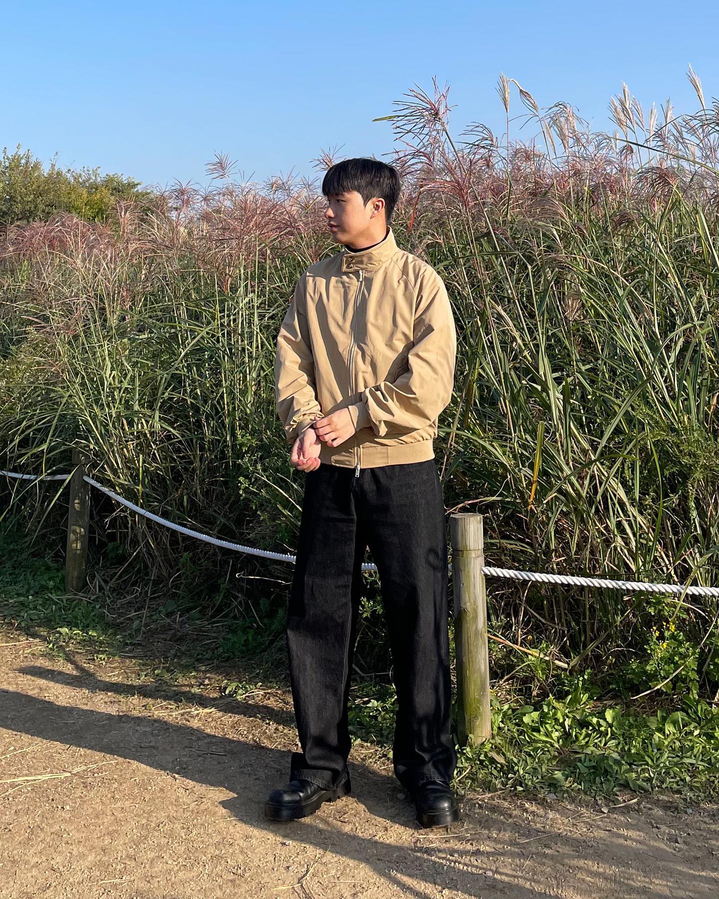 #협찬 suarestudio stylemate_official 

가을 색감으로 입고 억새축제🌾👋🏽

#협찬 #수아레 #스타일메이트 #아우터 #자켓
#점퍼 #항공점퍼 #블루종 #블루종자켓 #23FW