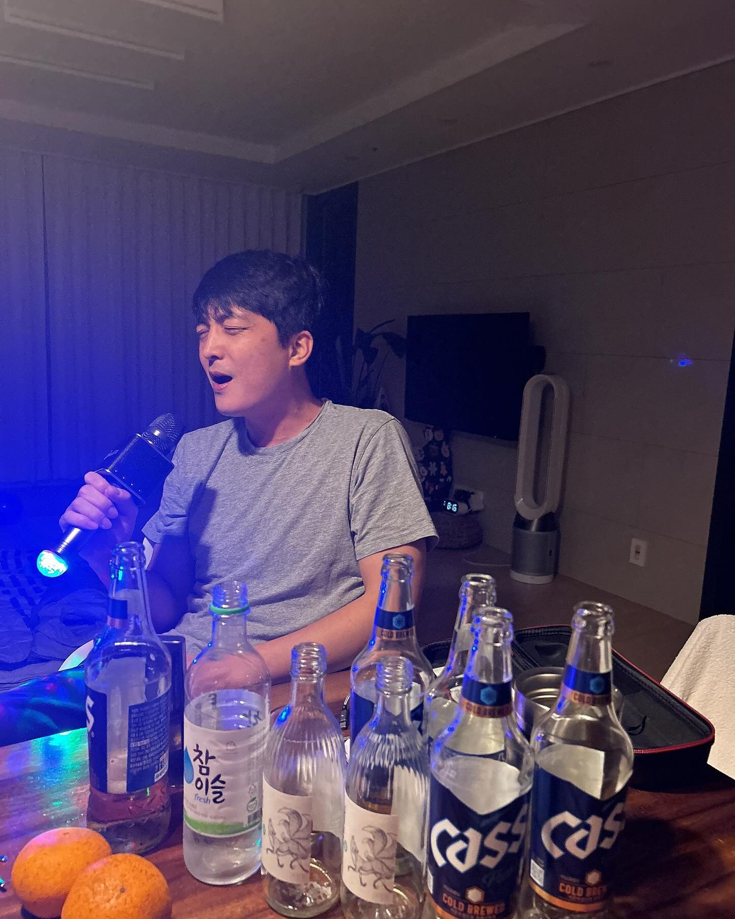 장주정뱅이 또 시작이네😵‍💫😱🤪
낼부터 애들을 위한 시간 보내야해니까
우리끼리 전야제🤣

근데 8시인거 실화냐!!!???!ㅋㅋ
