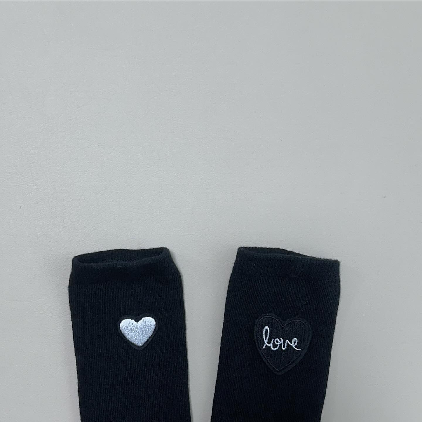 🧦 🫶