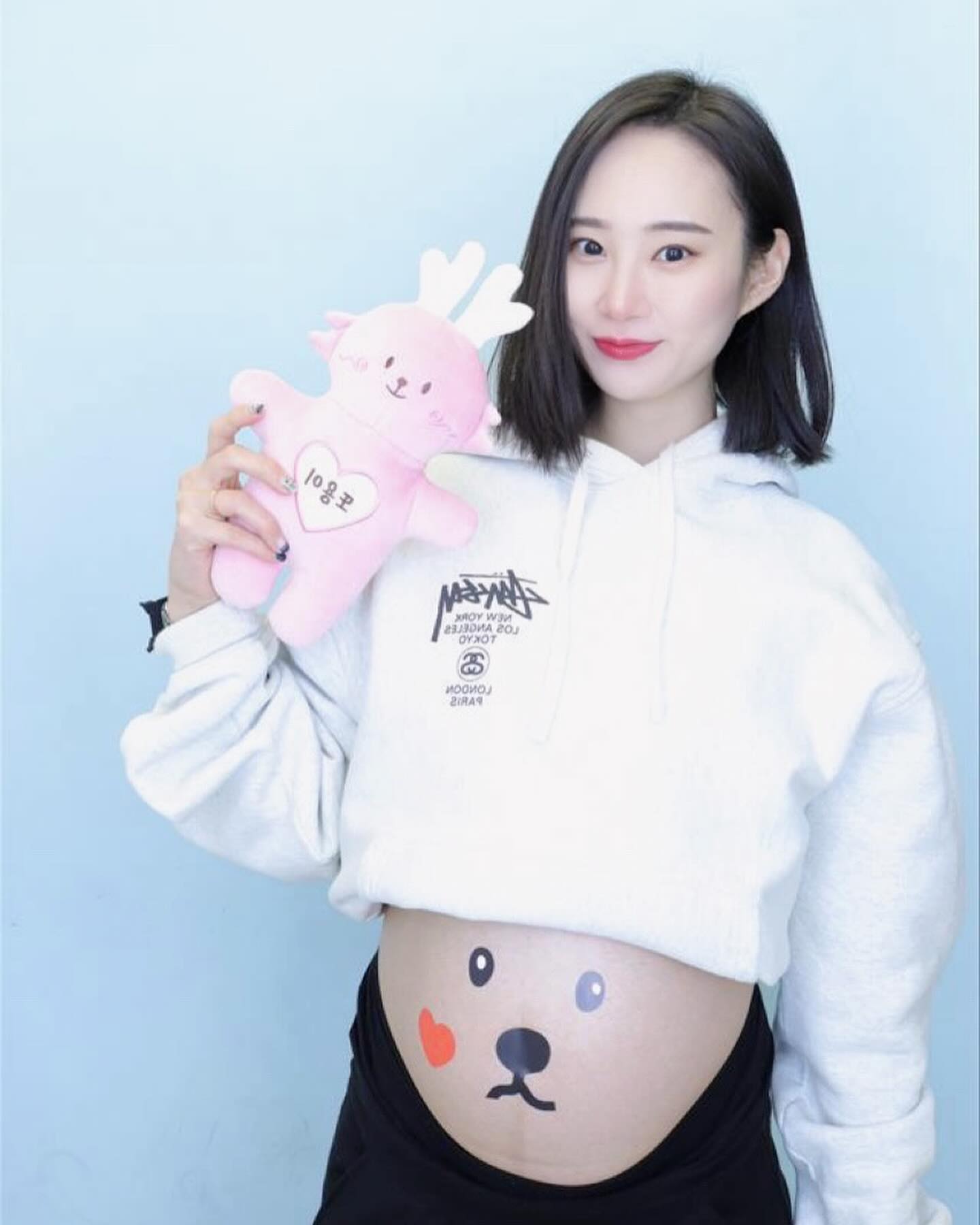 #협찬
찰떡이도 또용이도
세상에 하나뿐인 핸드메이드 애착인형👶🏻
물고 빨고하는 아이를 위한 인증받은 오가닉 소재
세상에 하나뿐인 우리 아이를 위한 특별한 선물🤍
#출산선물 #애착인형 #임신선물 #임산부선물 #임신축하선물 #만삭촬영 #만삭스냅 #만삭사진촬영 #만삭촬영소품 thinkeco_official