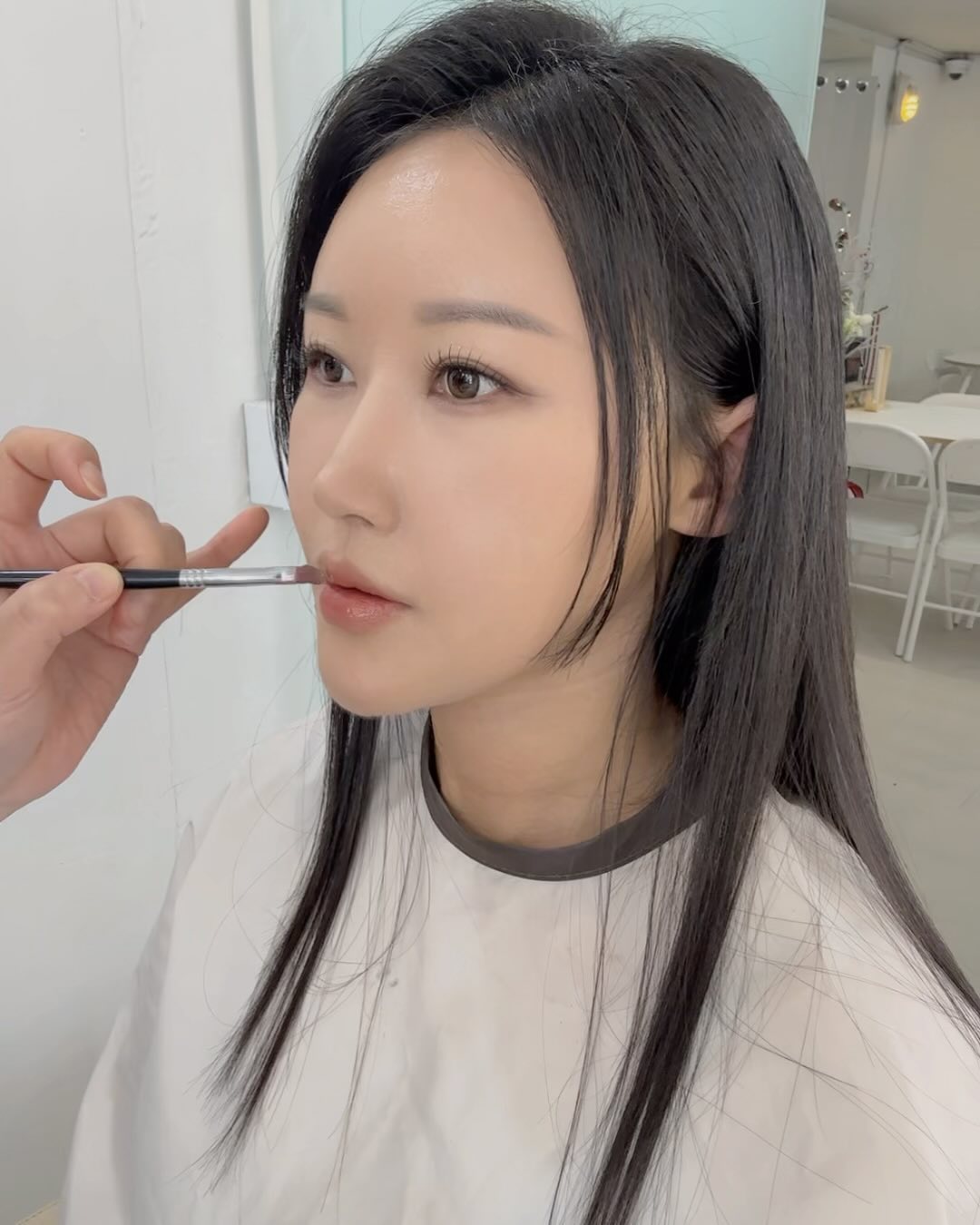 2시메이크업 예약후 8시에 프로필촬영 이었는데도 
메이크업 하나도 안무너저내려서 보정할것도 별로없었다구 
작가님이 말해주셨어요👍
기초화장부터 베이스, 피부화장 완전 쫀쫀+탄탄그자체 

#강남메이크업 #프로필촬영 #프로필 
#프로필컨셉 #속눈썹프로필
#에이미어블 #에이미어블노을 #에이미어블지수
makeup_nouel amiable_jisoo