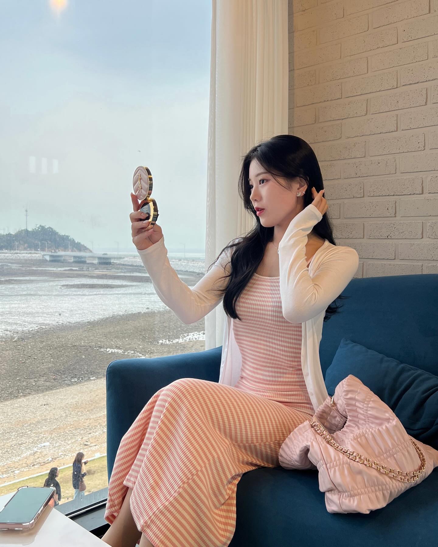 원본 화질 좋았는데 왜 업로드만 하면 깨지는데 ˃̣̣̣̣︿˂̣̣̣̣
