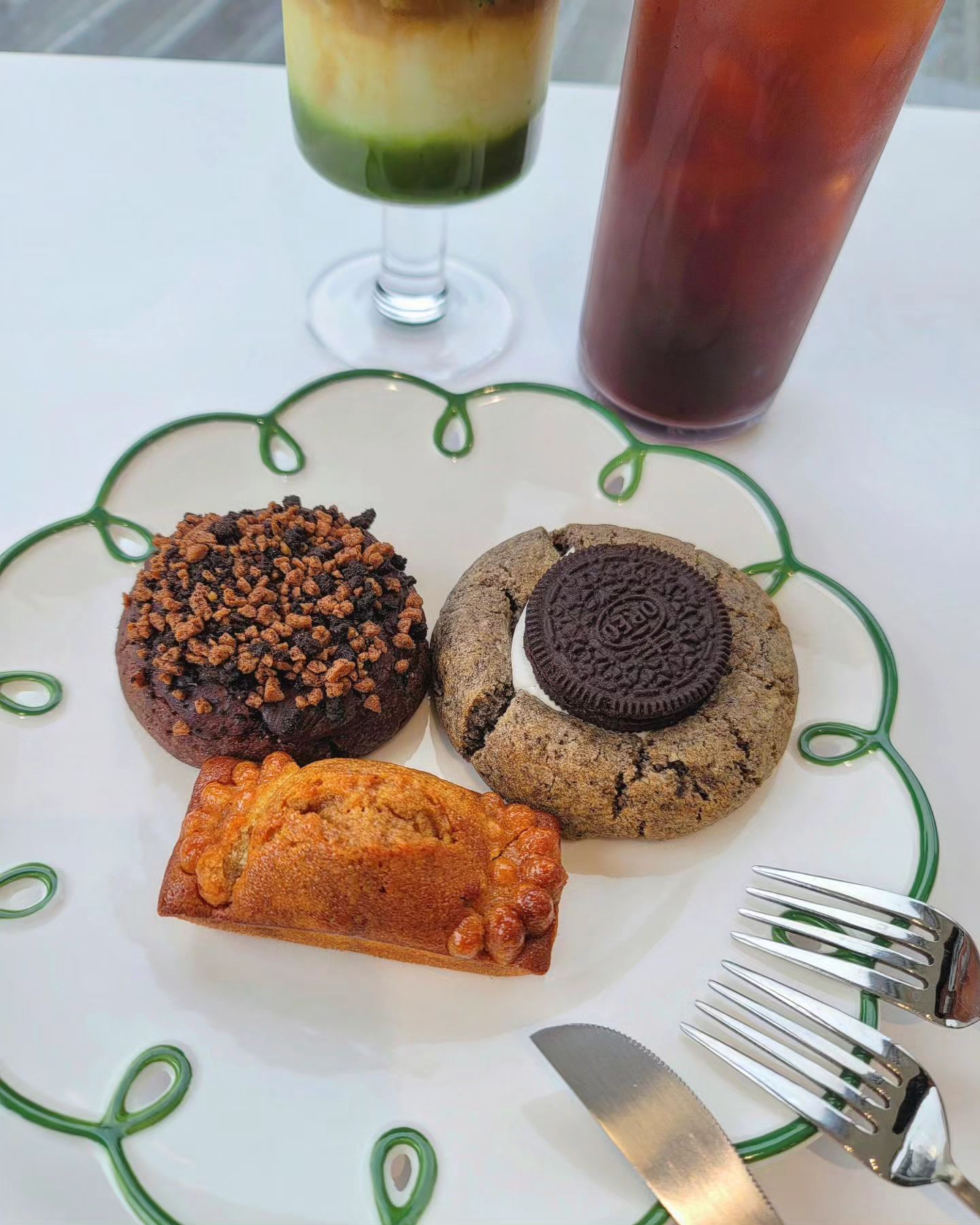 카페 바로 앞이 계곡 :)
비오는 날 통창 카페에서
비 멍 때리면서 힐링🩵
+카페 정보는 릴스에

#원주맛집
#카페맛집
#뷰맛집
#쿠키맛집