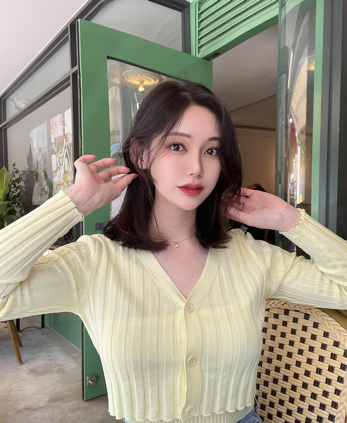 .
🐥🌼⭐️🍋🍌💛