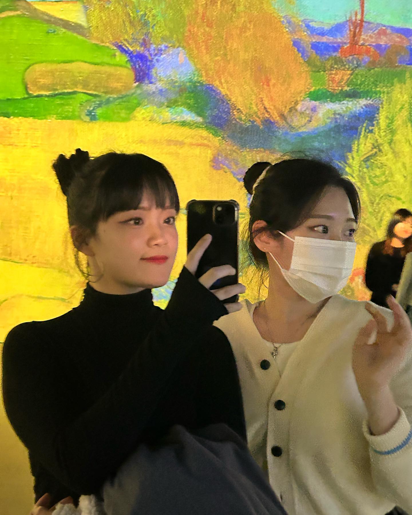 우리 열네 살에 만났는데 벌써 스물넷이야
