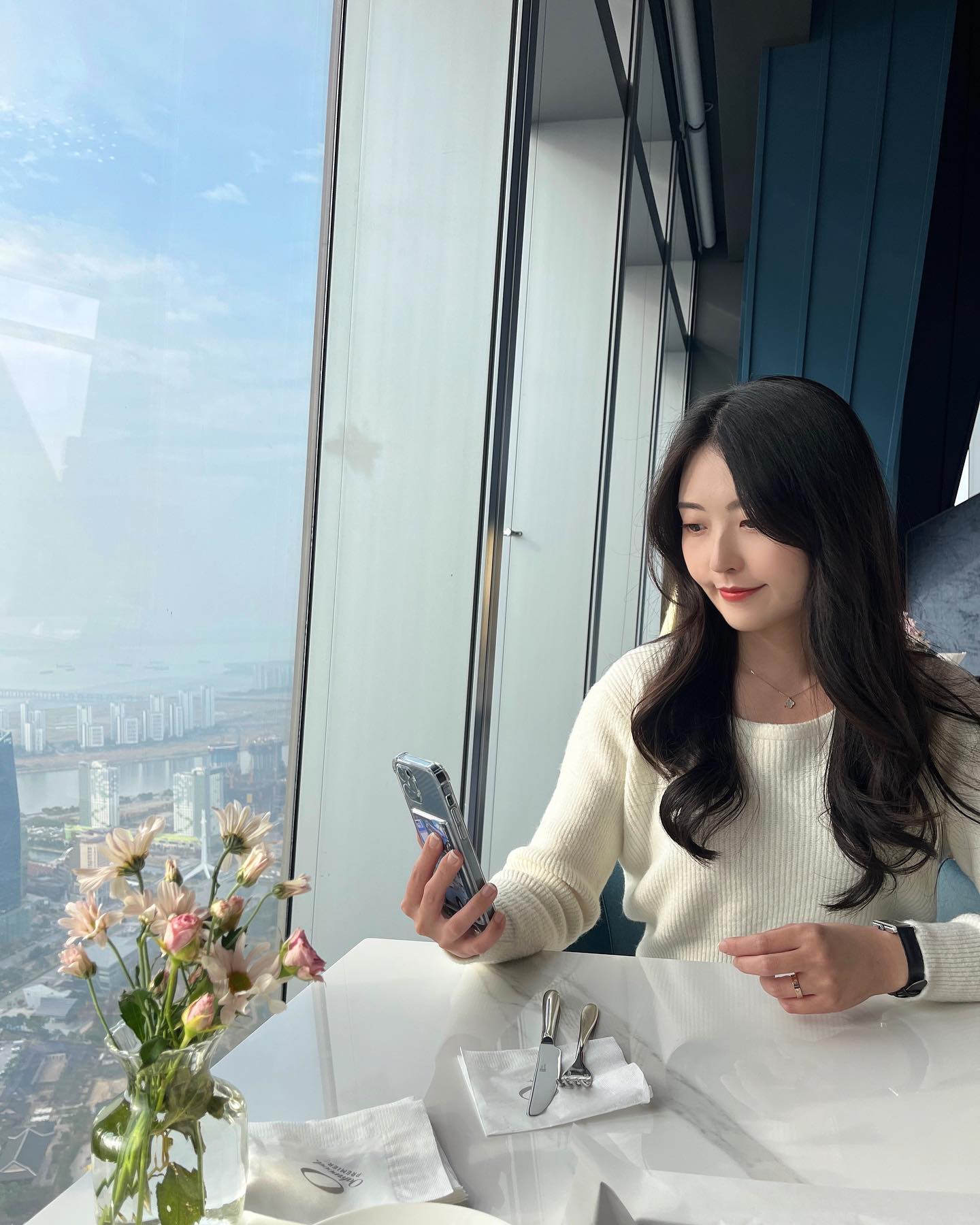 65층 뷰 멋도 있더라~🥰
(흐려서 잘 안보인 건 비밀)
