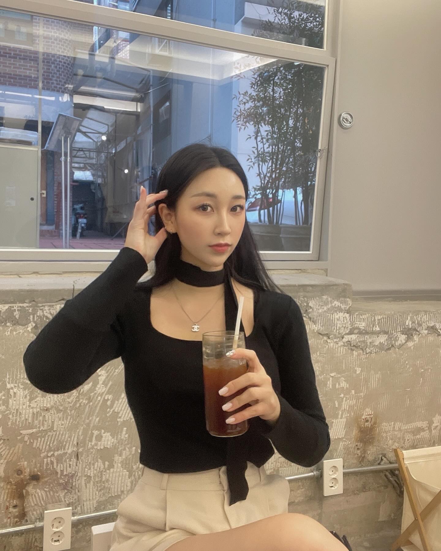 얼빡샷 마무리~ 오늘도 트리 보러 가야지 ❤︎