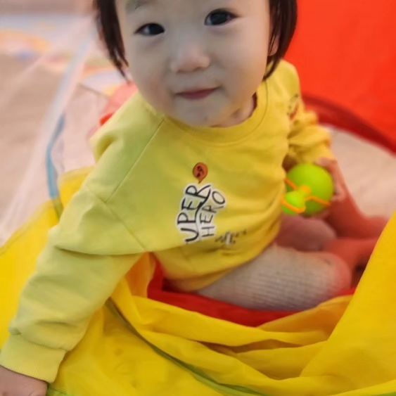 ❤️❤️❤️
.
새해가 오기전에 
머리
. 잘라주고싶다...
.. 흠냐...
쮸야 협조 좀 해주면 안돼까♡
.
.
#오늘부터19개월
.
#착하고 #예쁜 #하나님의선물  #사랑해 #범띠맘 #아들맘 #초보맘 #육아소통 #아들스타그램 #육아공유 #육아일기 #아역배우 #아기모델 #등원룩 #아기랑갈만한곳 #아기랑놀기 
.
.
#슈프릴쥬
#셀티에이프릴