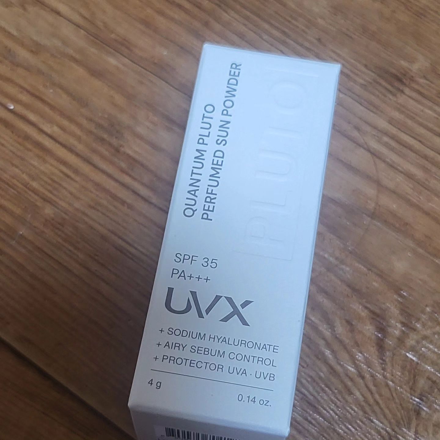 #할인구매 uvx_suncare #플루토퍼퓸선파우더 #UVX
보통 썬크림을 바르고 곧 메이크업을 해도 그 이후에 더 덧바르기가 조금 어려운데이 제품은 파우더 타입으로 되어 있어서 메이크업 이후에도 추가적으로 더 바를 수 있어서 더 좋은 것 같습니다. 제품이 은은하게 향이 나서 부담스럽지 않게 바르기 좋은 것 같습니다.
#퍼퓸 #마무리파우더 #08L #향수 #선크림파우더 #신상품나왔을땐 #관심 #피지파우더 #먹킷 #뷰티 #선파우더 #피지컨트롤