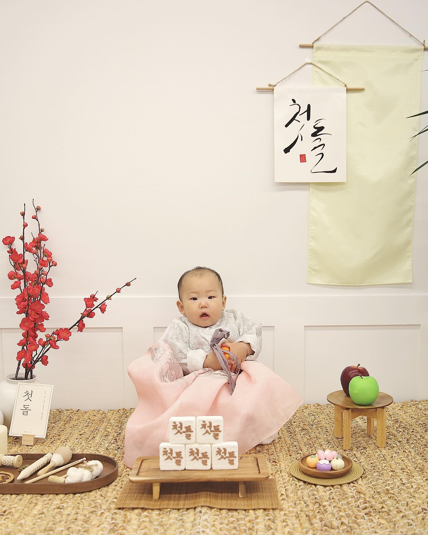 모두모두 다오니의 생일을 축하해주셔서 감사해요🤍🖤
2024.02.07 다온맘