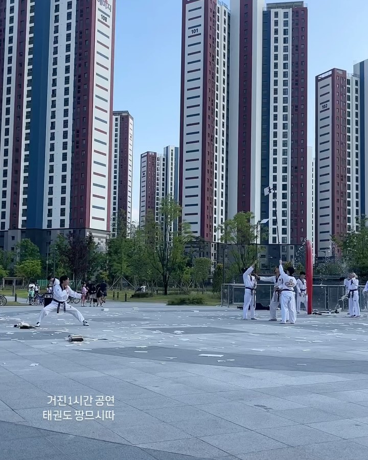오늘 시간이 왜이렇게 빨리 가쮜 하루하루가 햄보카다 냠냠🤪