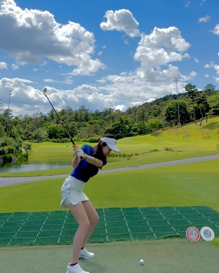내사랑 sub70 🫰🏻💕
드라이버 아이언 진짜 넘 조아 ~💓
81개 치개 해준 소중한 내 클럽들 ..🙏🏻

sub70_korea golfsub70