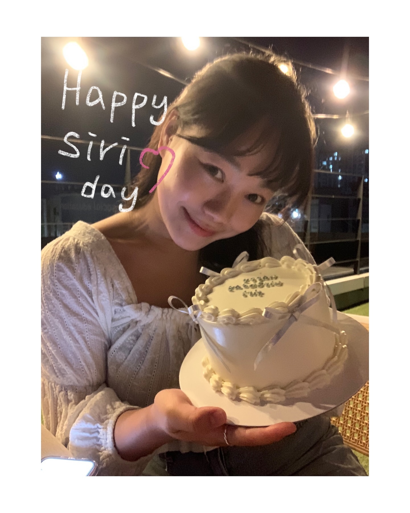 ʜᴀᴘᴘʏ ꜱɪʀɪ ᴅᴀʏ ♡゛

더 늦기 전에 올리는 생일 기록 
덕분에 행복한 생일 한 달 보냈어요들

애두다 고마오 후우~~~~~ ʚ◡̈ɞ

#20240608 🎂🫶🏻