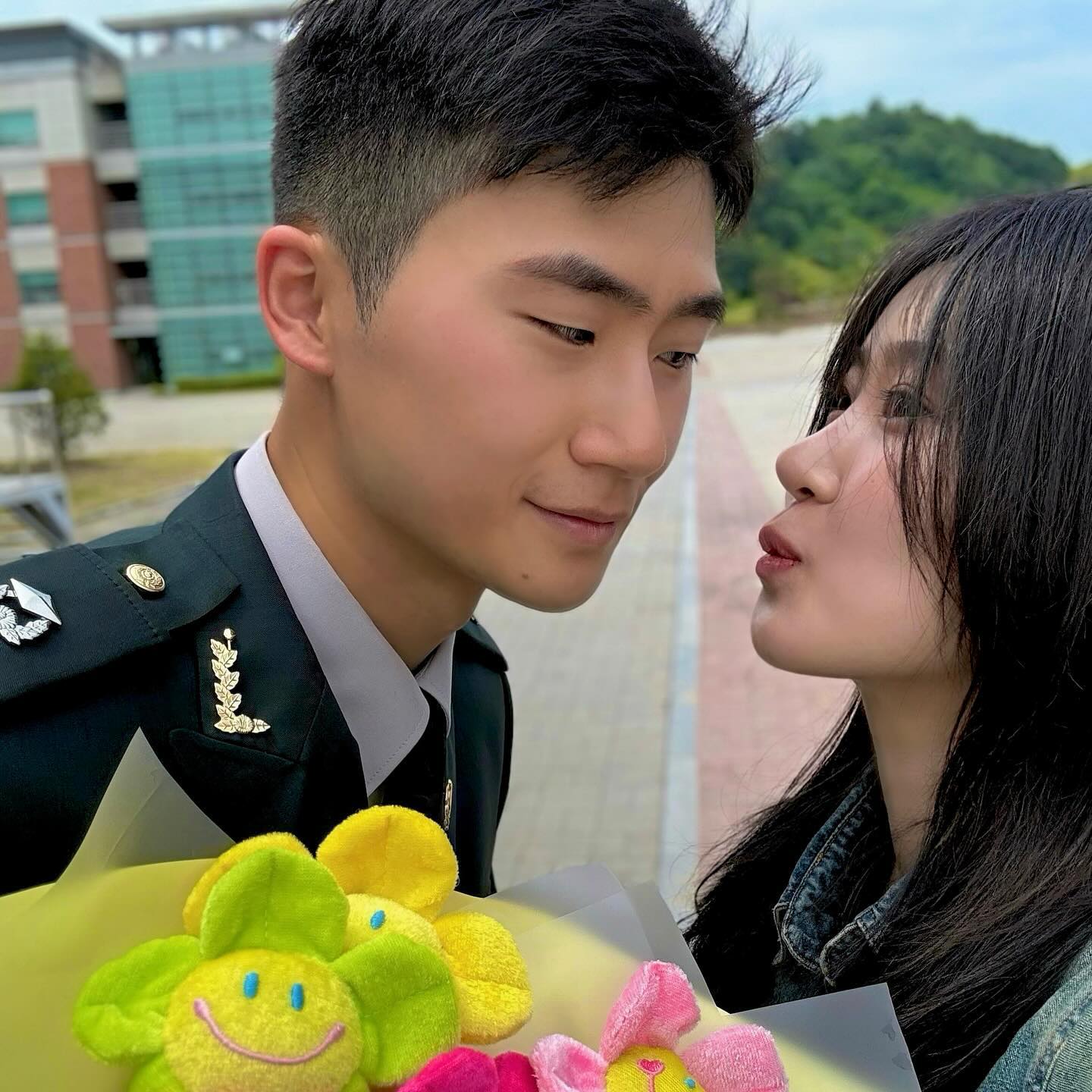 내 깡아지 무려 100일을 넘게 이겨내고 🏅임관🏅