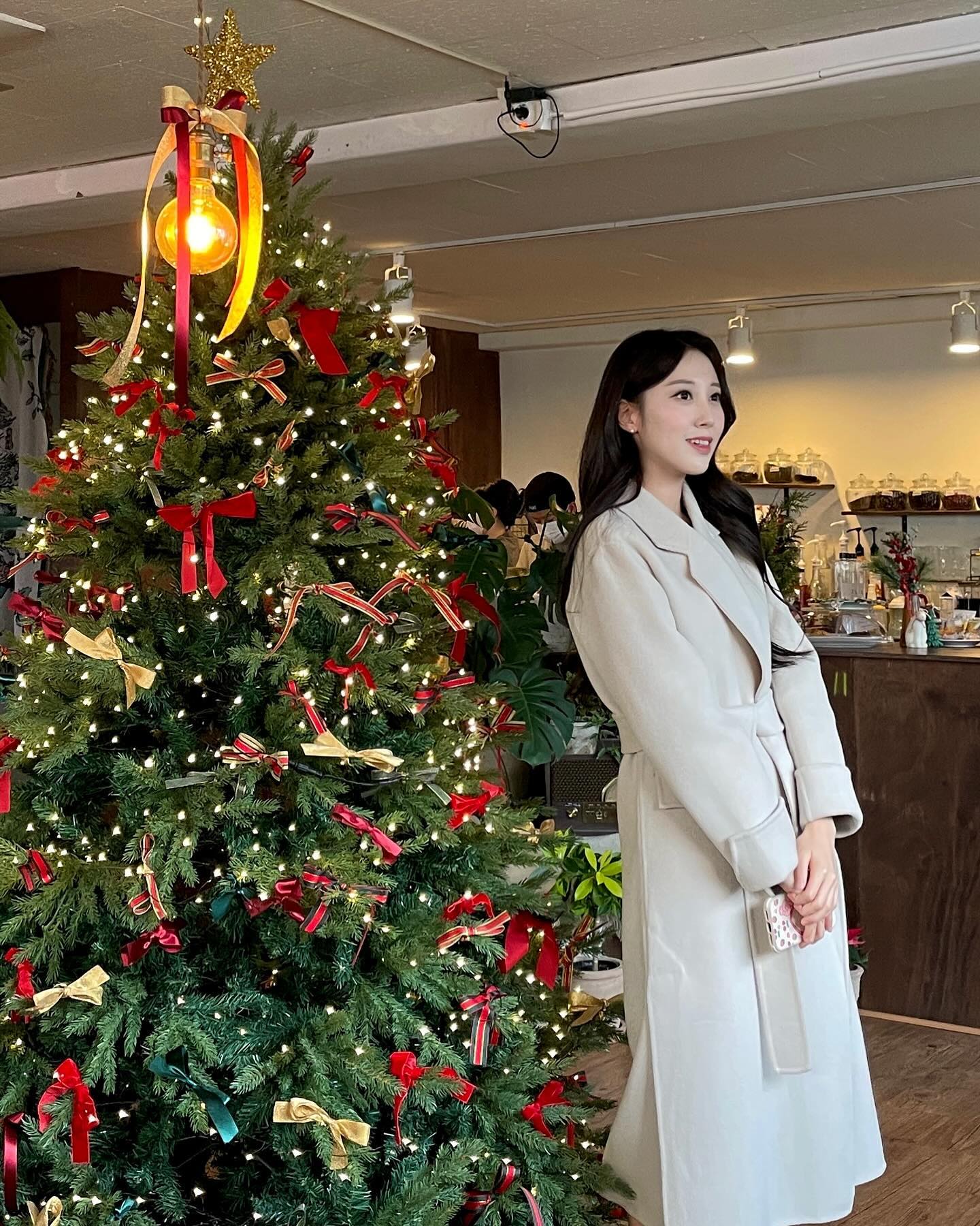 카페 웨이팅 기다리는 이유💁🏻‍♀️
이렇게나 얌전한 고영희가 있다구