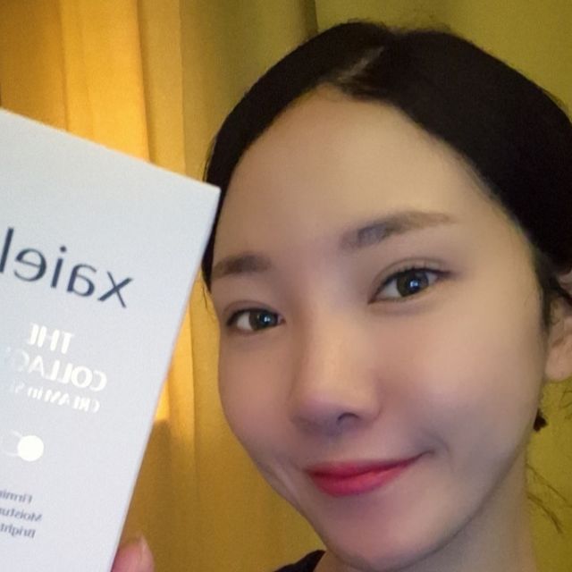  먹쁜이하연 on Instagram: "나이가 들어도 탱탱한 피부비결!!
[자이엘 더 콜라겐 크림 인 세럼]#광고
.
속주름과 보습을 한번에!
4주간 달라지는 피부결을 경험해 보세요
#속주름관리 #2층상제형

-1회 사용 직후 수분과 함께 차오르는 탄력!!
-피부입체 광체 개선
-피부 탄력 개선
-눈가 주름 개선
-눈 밑 주름 개선
-피부 수분층 개선

2주 사용 후 피부장벽과 회복혁 개선된 매끄러운 피부
-깊은 탄력 피부 개선
-피부 모공 개선
-마스크 자국 회복력 개선
-피부 탄성 회복력 개선
-피부 장벽 개선

4주 사용 후 깊은 주름 개선 및 더 탄탄해진 피부
-피부 치밀도 개선
-볼꺼짐 개선
-깊은 미간 주름 개선
-깊은 입가 주름 감소
-깊은 팔자 주름 감소
-깊은 피부 탄력 개선

제형부터 성분까지 속주름을 위한 단 하나의 솔루션
건성부터 지성까지 모두가 만족하는 마법 제형
속주름을 위한 특허성분 자이엘라이트!
.
[자이엘]을 검색해 주세요
쿠팡에서 만나보실 수 있습니다.
https://www.coupang.com/vp/products/7136895438?itemId=18940462942&vendorItemId=87403621359&pickType=COU_PICK&q=%EC%9E%90%EC%9D%B4%EC%97%98&itemsCount=36&searchId=1872099c65b84ad2bcae5c5a129b6d5f&rank=0&isAddedCart=
.
.
.#광고
#자이엘
##자이엘라이트
#속주름관리
#광채개선
#피부탄력개선
#눈가주름개선
#눈밑주름개선
#피부수분층개선"