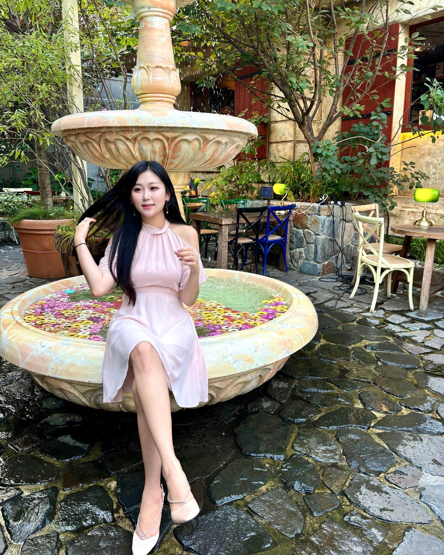 꽃이 너무 조아..🤍🌸🌼🫧💅🌺