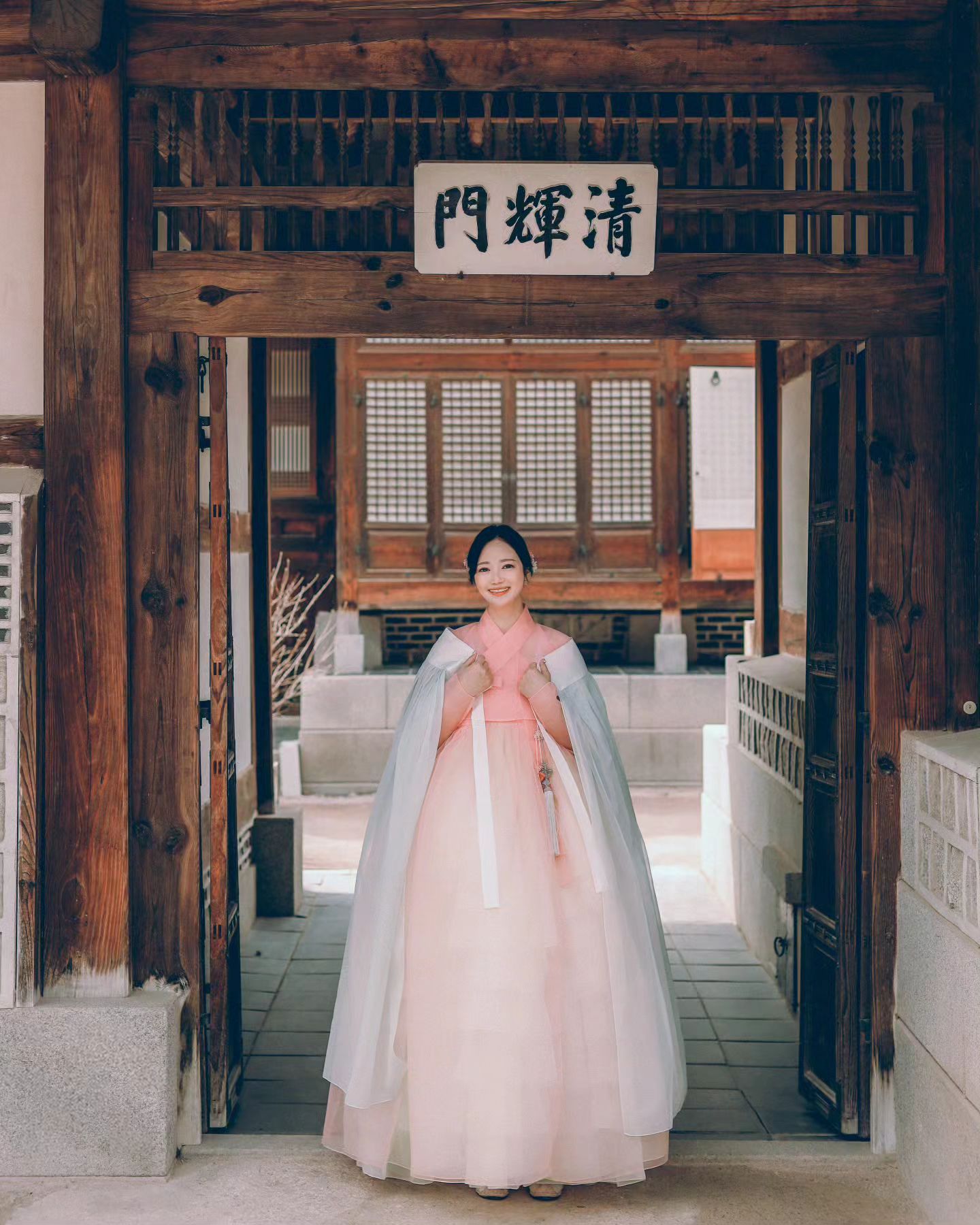 ⠀⠀⠀⠀⠀ ⠀⠀⠀
2023년도 다들 수고 많으셨어요. 2024년은 더 많은 기쁨과 행복으로 가득 찬 나날들이 가득하길 마음 깊이 바라겠습니다🙂 
⠀⠀⠀⠀⠀ ⠀⠀⠀
모두들 미리 새해 복 많이 받으세요🙇‍♀️🙇
⠀⠀⠀⠀⠀ ⠀⠀⠀
#goodbye2023