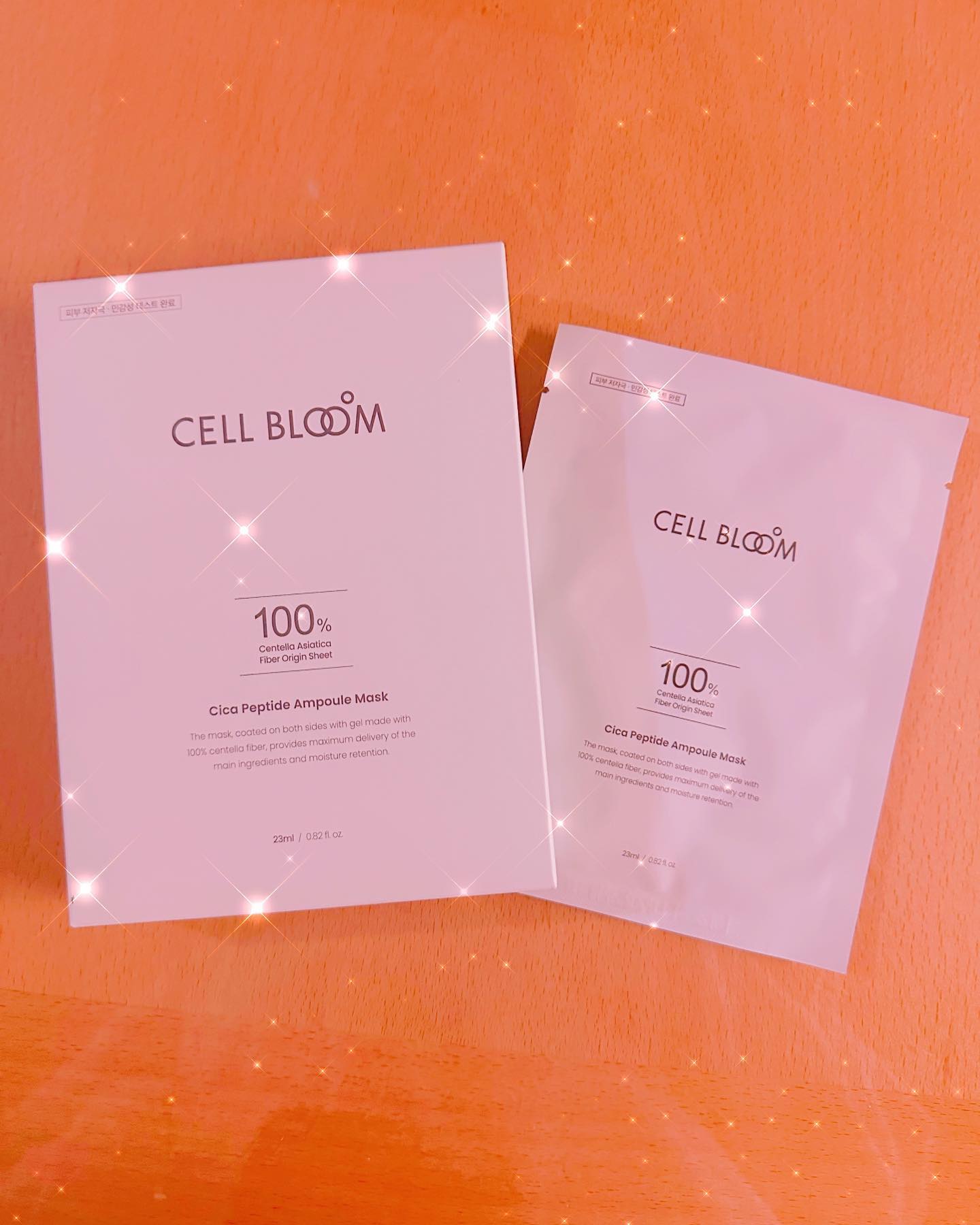 #제품제공 cellbloom_official 
셀블룸 - 시카 펩타이드 앰플 마스크 23ml*5매

새해 나이를 한살 더 먹어 그런지
부쩍 건조해서 요즘 마스크팩에 자주 손이 가요.🤗

셀블룸 시카 펩타이드 앰플 마스크는,
100% 병풀 섬유 시트 원달에 겔 코팅을 하여 밀착력을 높여 피부에 닿는 자극을 줄여 민감해진 피부에 진정, 탄력, 수분을 공급해주는 마스크 랍니다.✨👍

100% 병풀 섬유 시트 원달 , 겔코팅을 하여 밀착력을 높여 앞뒤 구분없이 사용 가능하고,
피부에 닿는 자극을 줄여줘서 진정과 보습효과에 더  좋아요!💚
처음 사용한날 정말 피부 당김 때문에 고통스러울 전도였는데 한번 사용으로도 피부가 달라진게 느껴졌어요.🥰
저처럼 민감한 피부에도 안심하고 사용할수 있어요! 

✅8가지 펩타이드를 독자 기술로 배합하여 탄력있는 피부결
✅민감한 피부를 가지신 분들도 사용가능
✅저자극 테스트 완료

#파룸체험단 #셀블룸 #시카마스크 #진정마스크추천 #시카마스크추천 #뷰티 #뷰티스타그램 #피부관리 #보습 #마스크팩 #셀블룸 #코덕 #코덕스타