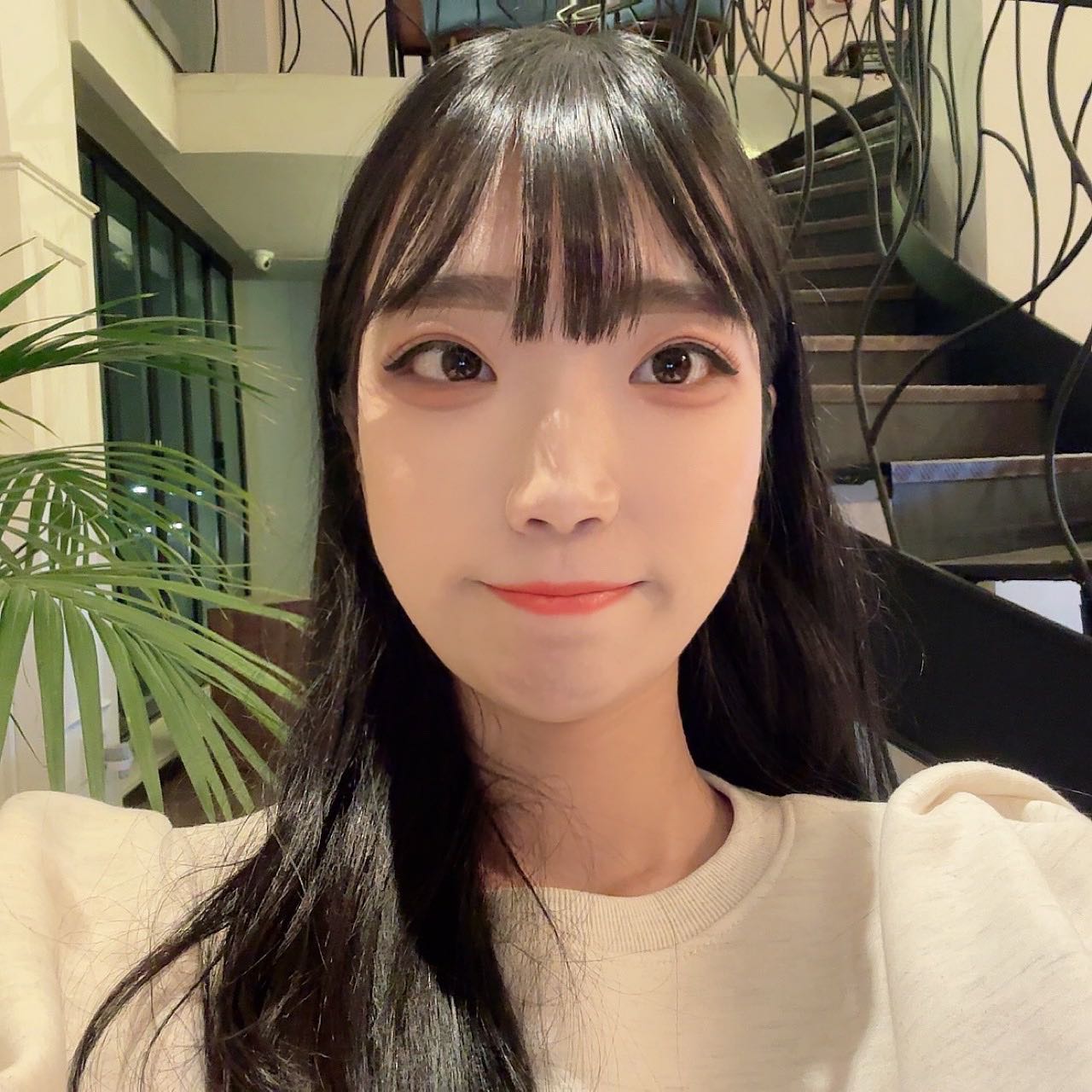 속눈썹연장 해보고싶다고 한마디 했눈데
몰래 예약해놓고 알려주는 박지돌🫶🏻🫶🏻 
.
.
.
#속눈썹후기짤#광주#속눈썹연장
#박지돌#자랑하기#럽스타그램#🫶🏻
#맞팔#선팔하면맞팔#일상#소통
#친구#데일리#인칭#좋아요#집사
#주말#직딩#출근#눈내리지마#제발