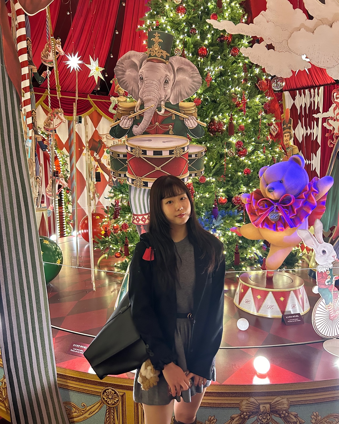 🎄🎪🐻❤️✨💚⭐️
#더현대서울