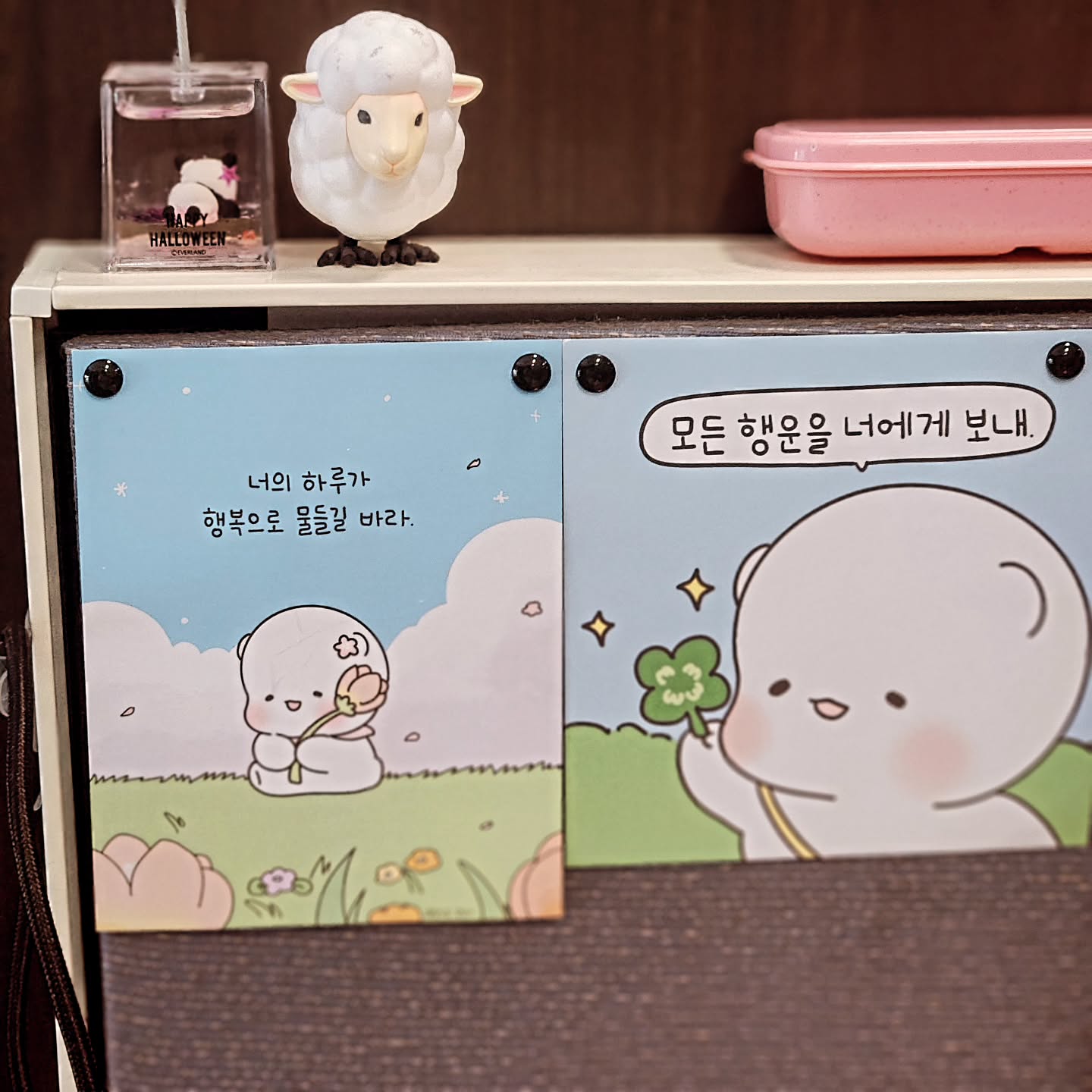 지난 금요일은 신기한 날 이었다.
천국 vs 지옥 같은 느낌?
친구가 회사근처에 볼일 보러 왔다 밥 한 끼를 같이 하면서
행복해질 수 밖에 없는 아이템을 줬고,
내 돈으로 먹지 못할 투쁠 한우를 육회랑 구이랑 배터지게 먹었는데,
TBN은 상종을 말자라는 교훈을 심장에 관통 당하기도 했다.
다시는 같은 실수를 하지 말자.
이쁜것만 봐도 모자란 세상이다♥︎

#힐링곰 #스시 #커피 #한우 #회식 #선물 #감사합니다 #alwayshappyrinya